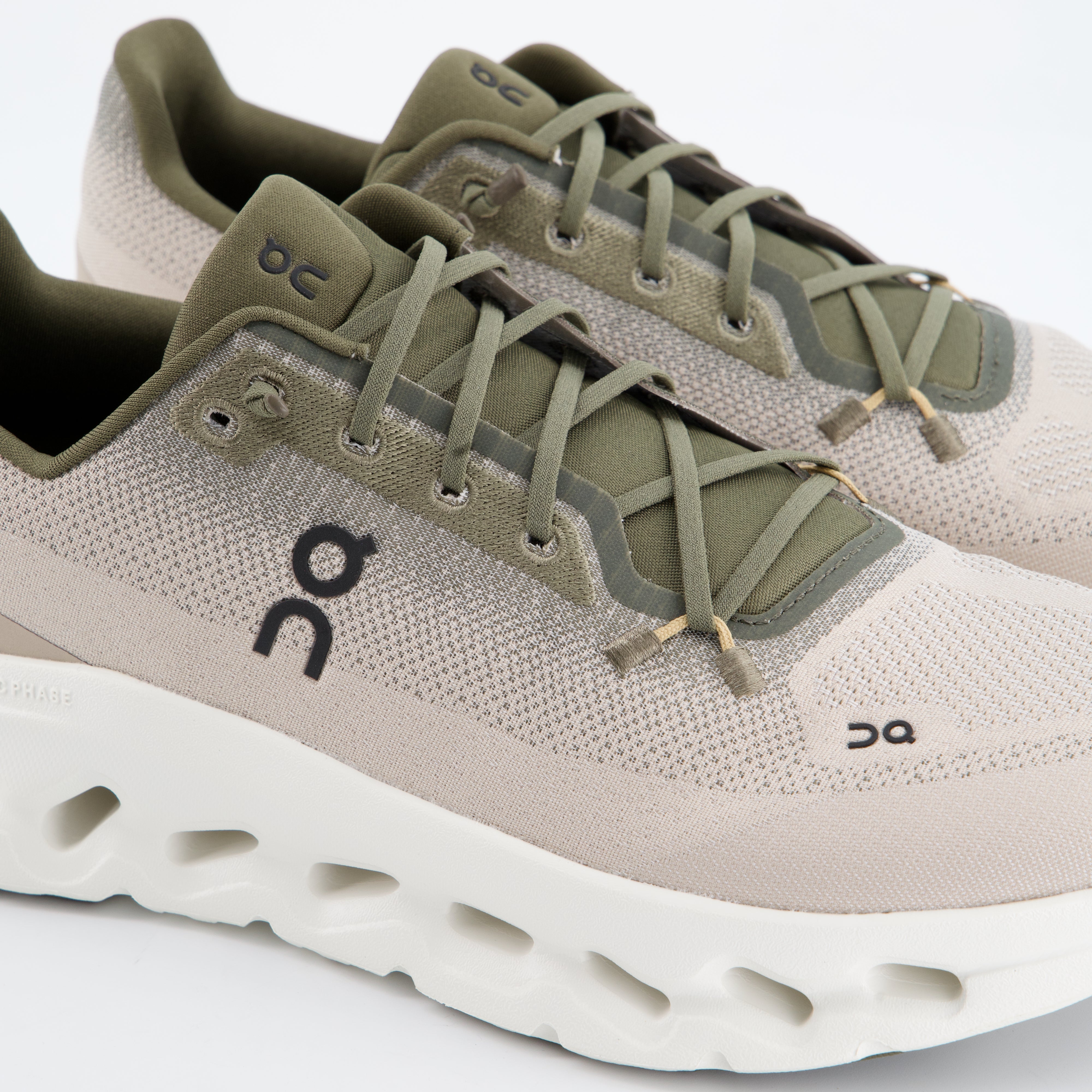 Sneaker Cloudtilt