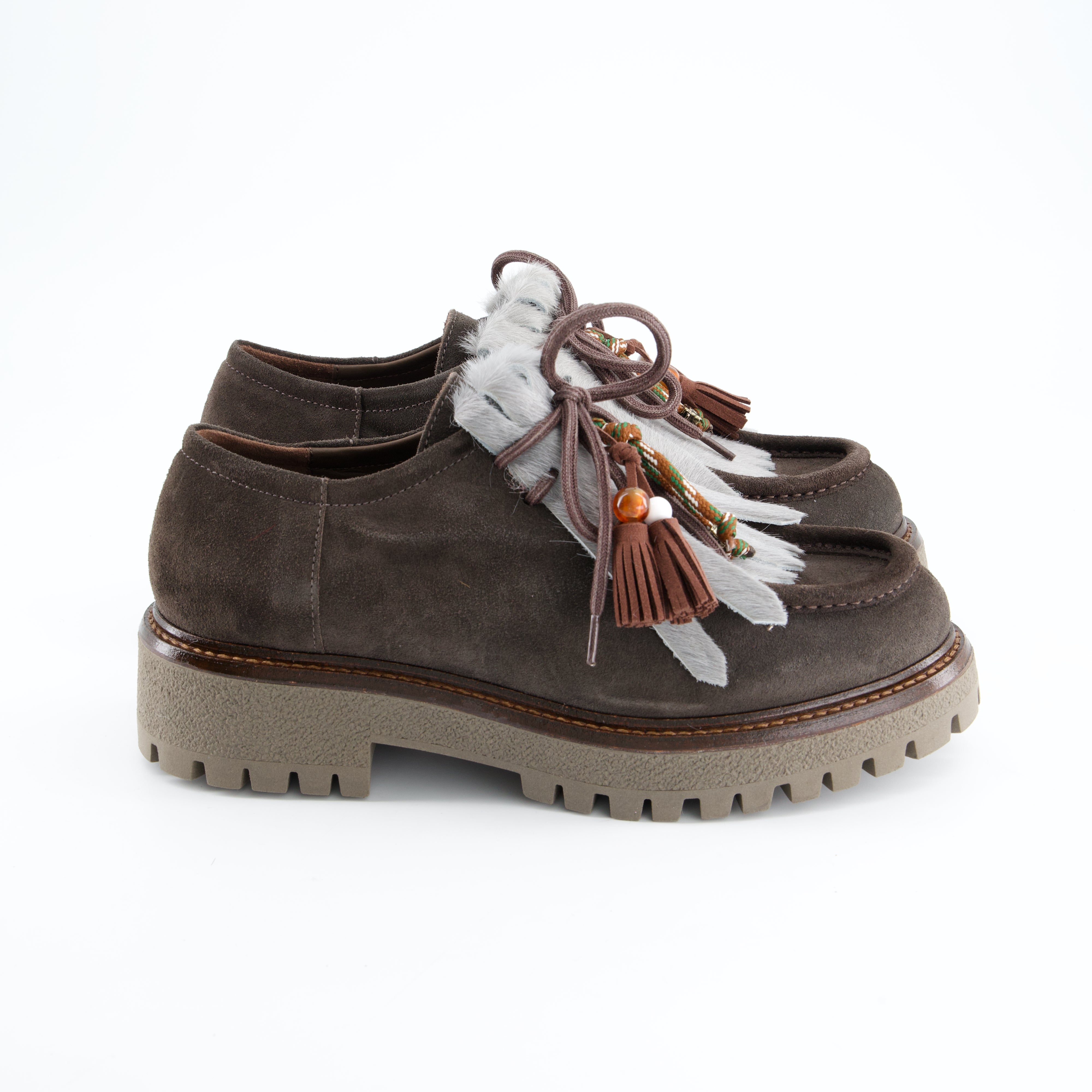 Schnürschuhe