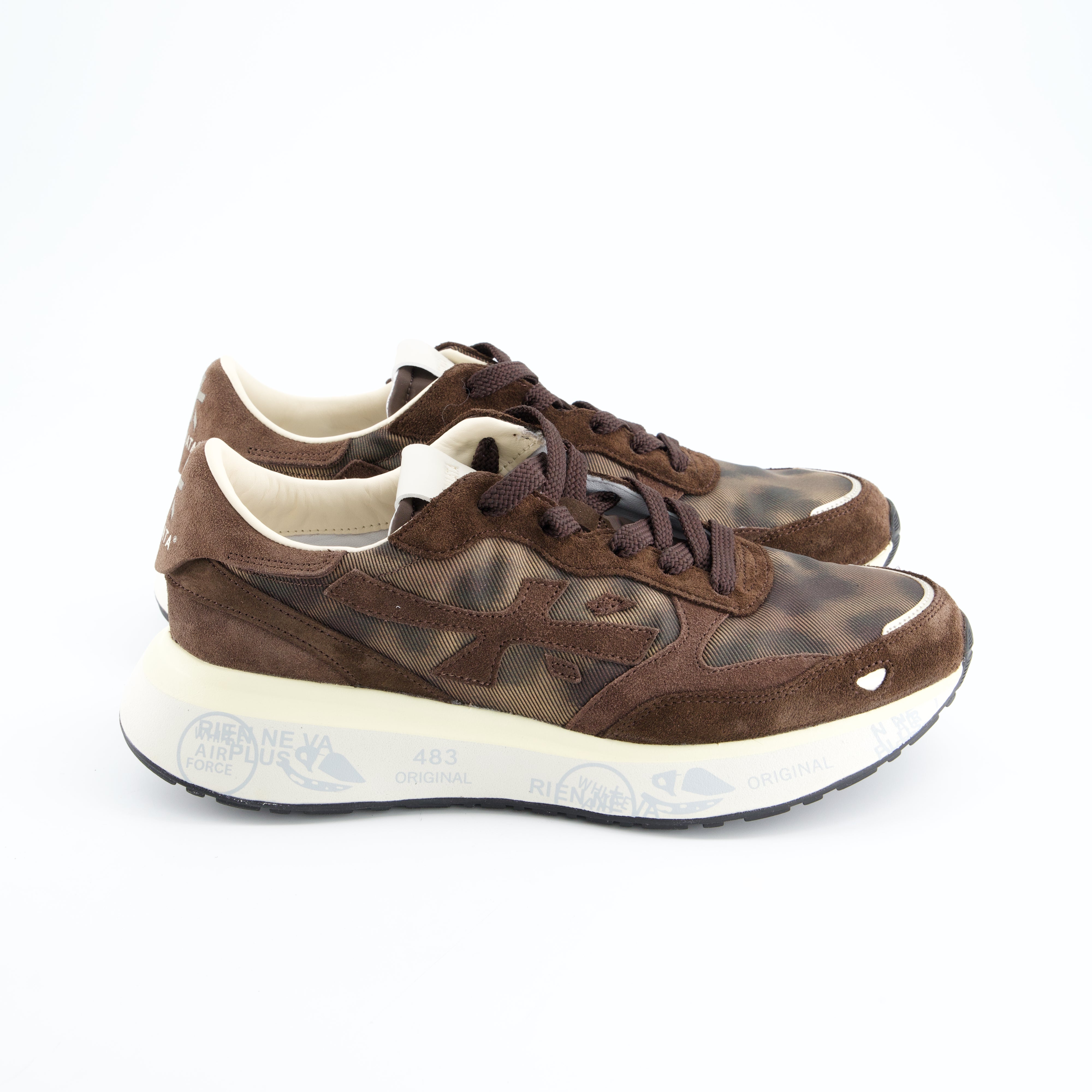 Sneaker