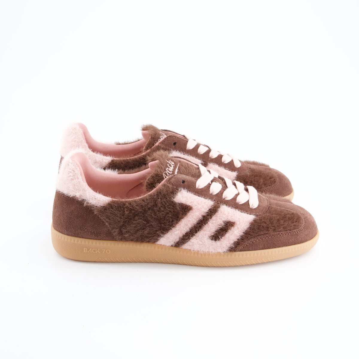 Back 70 Sneaker