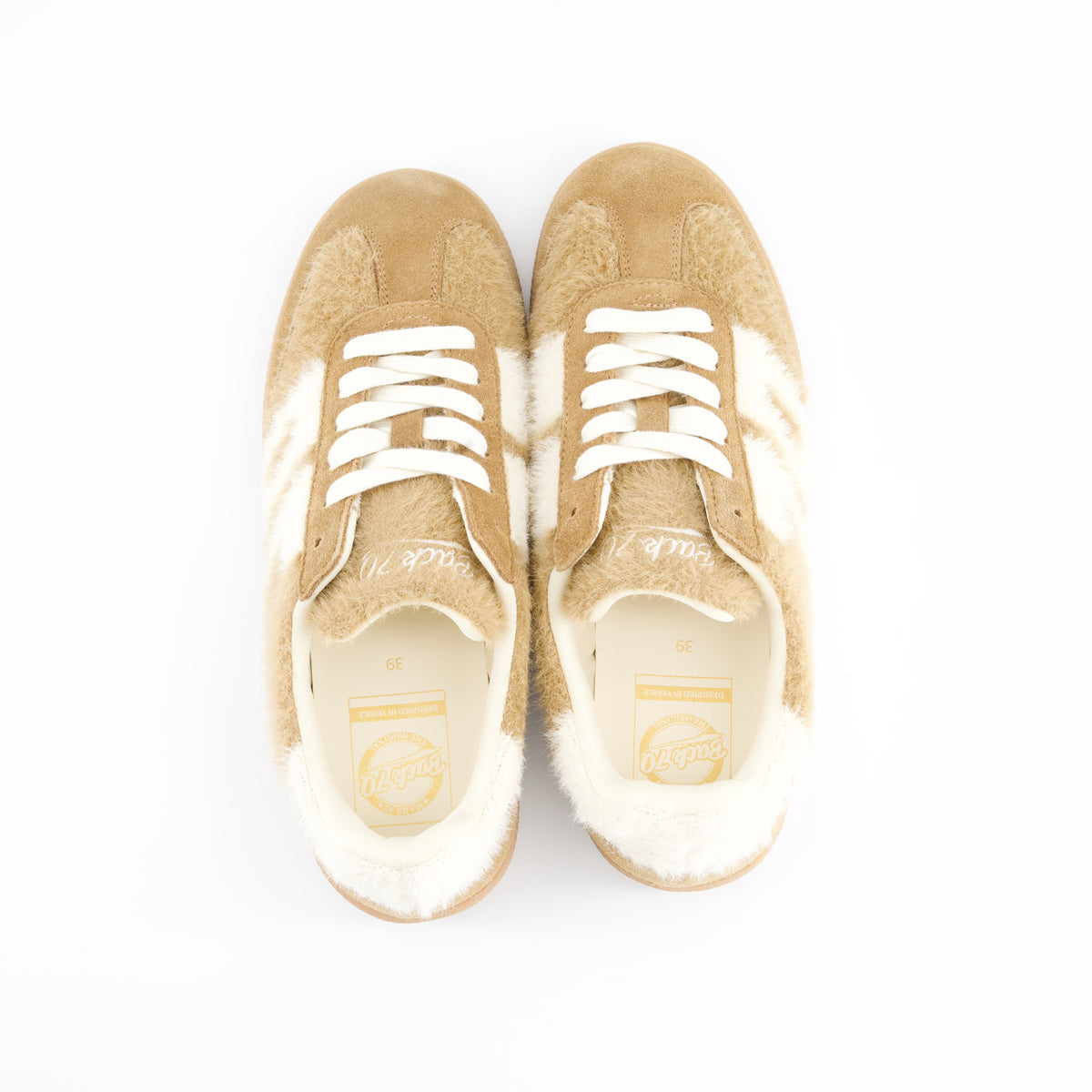 Sneaker