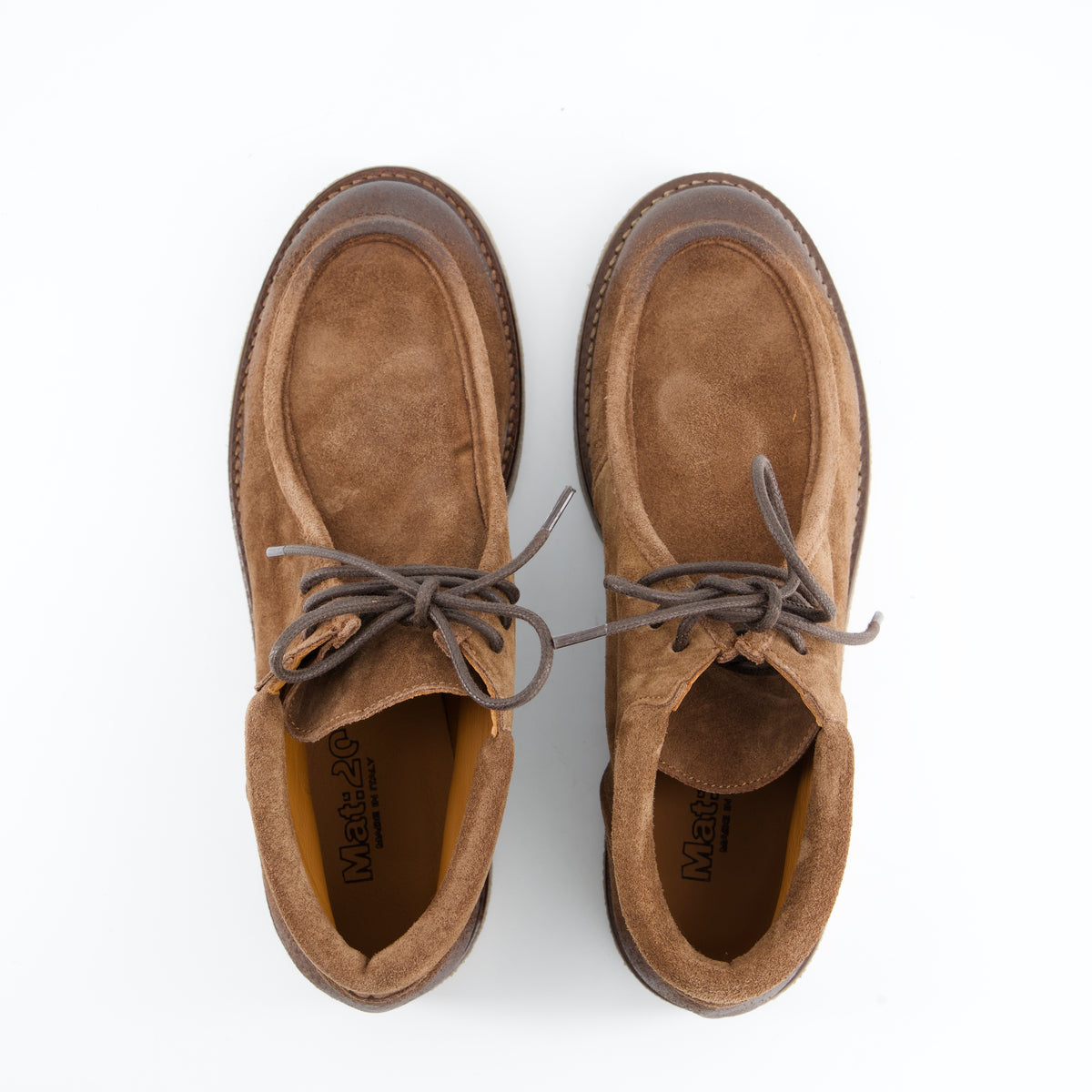 Schnürschuhe