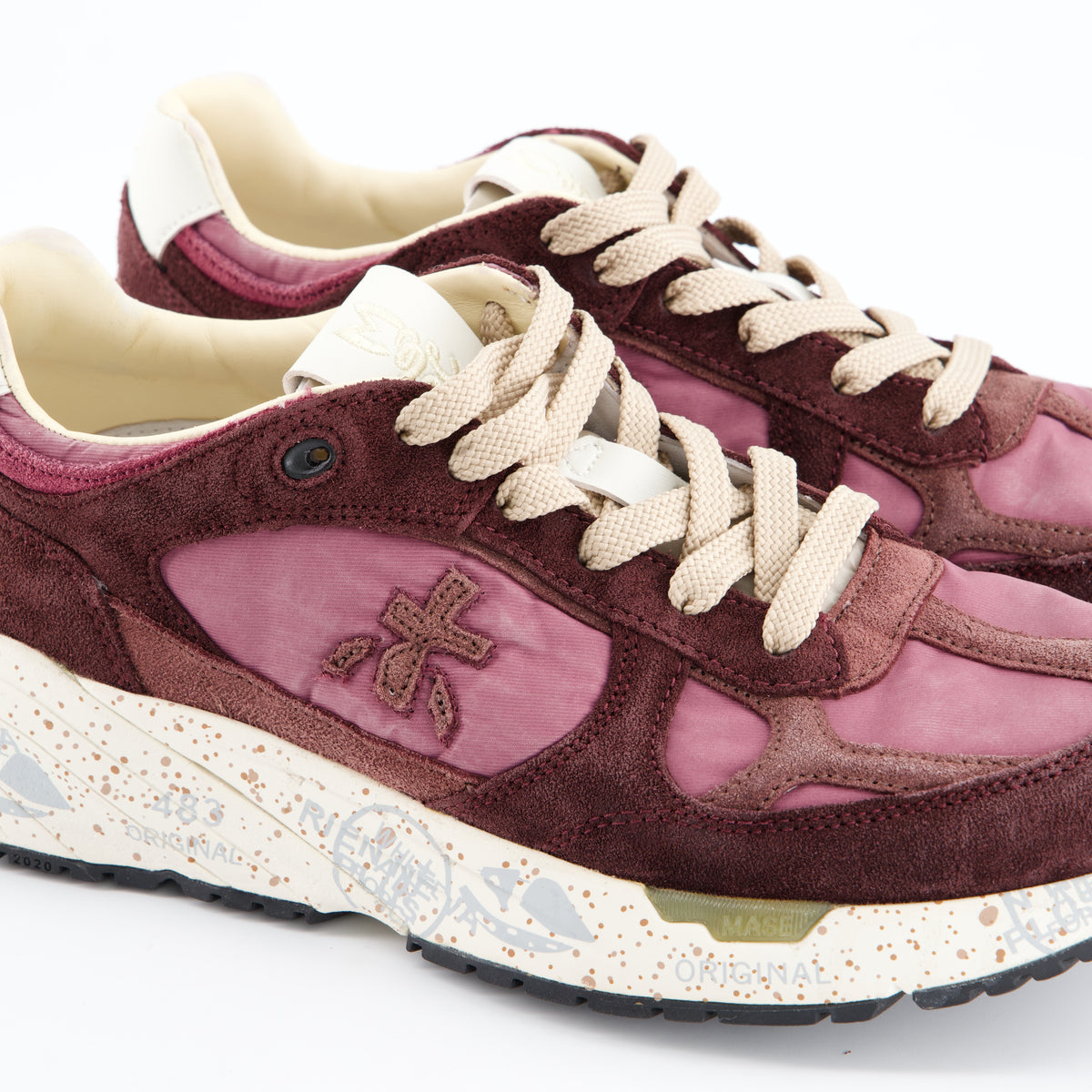 Sneaker