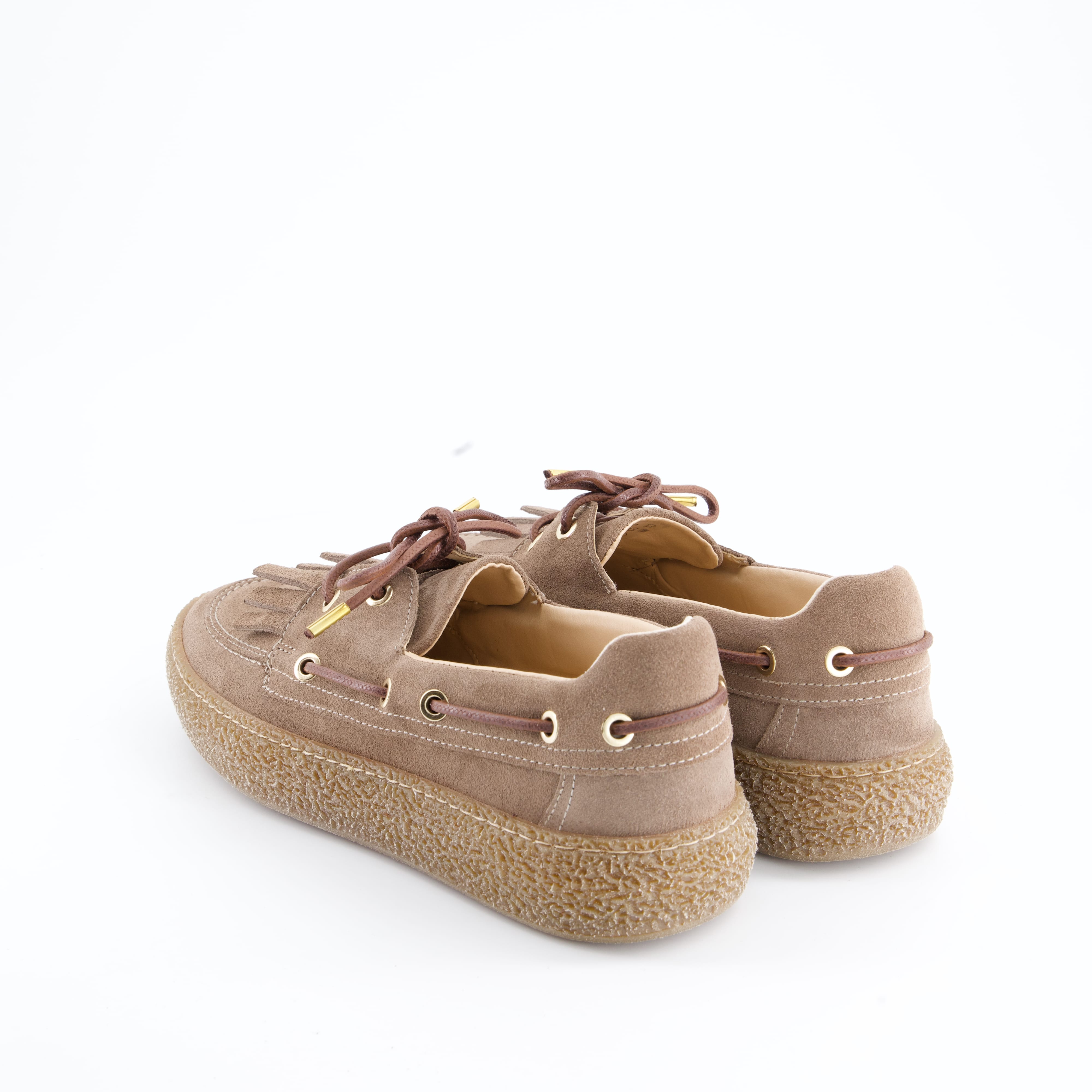 Schnürschuhe
