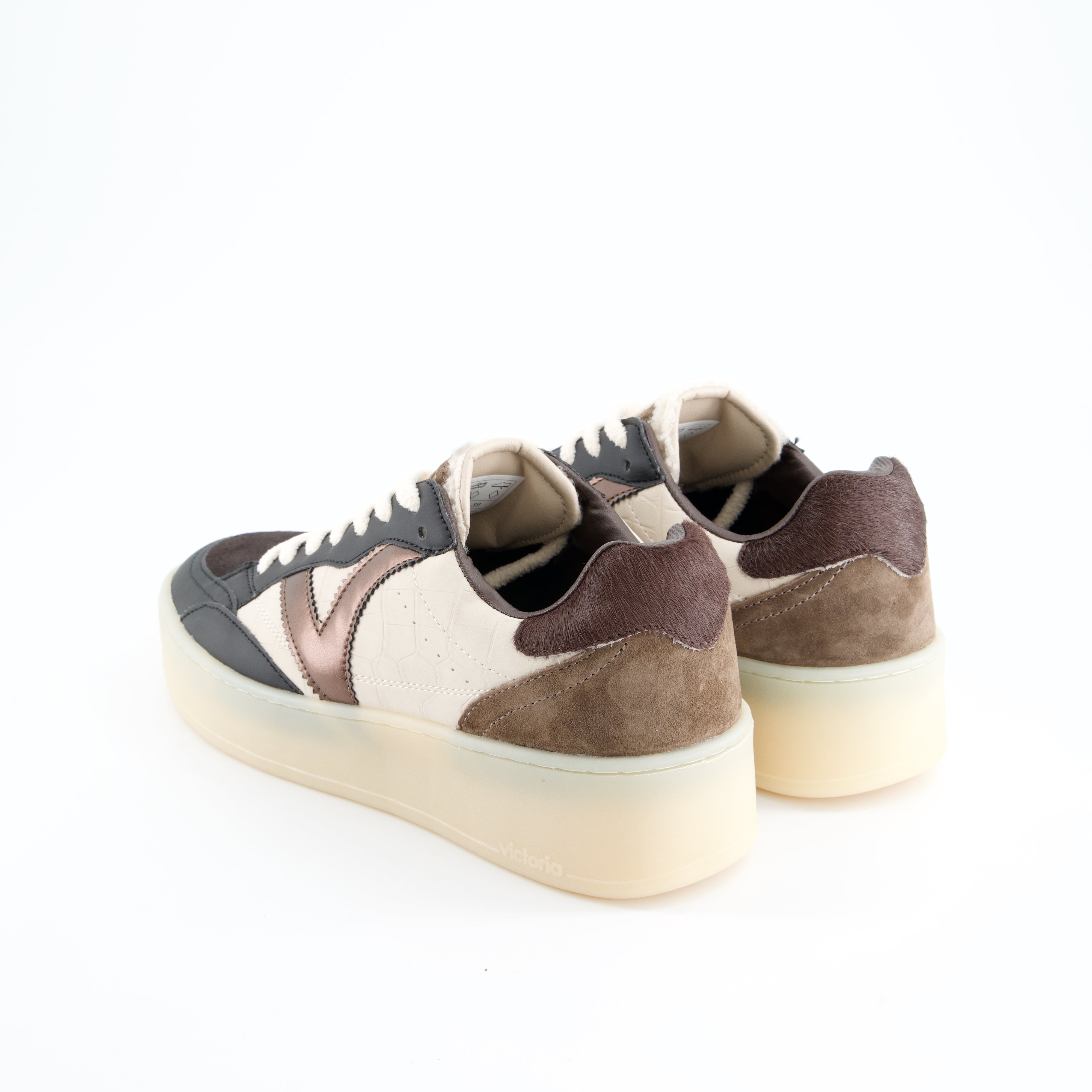Sneaker
