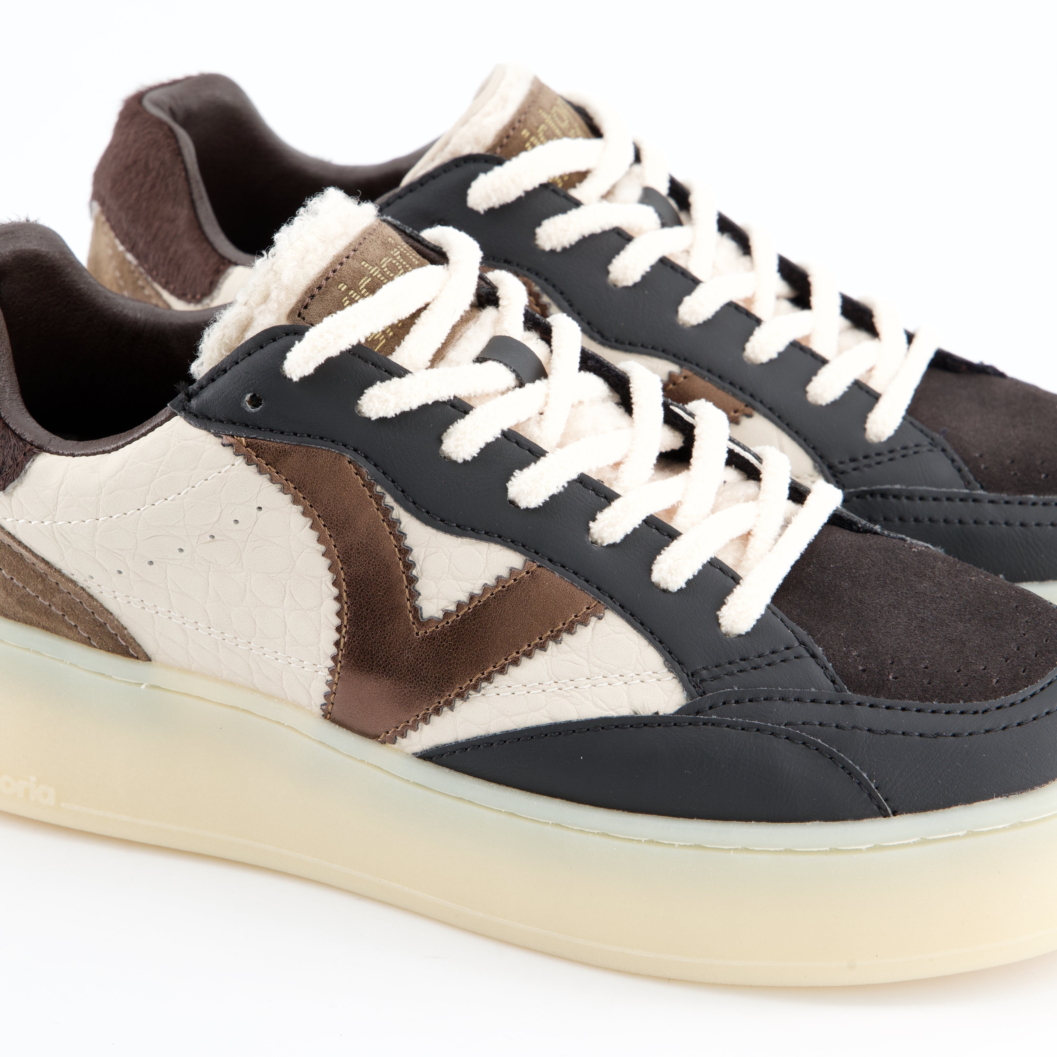 Sneaker