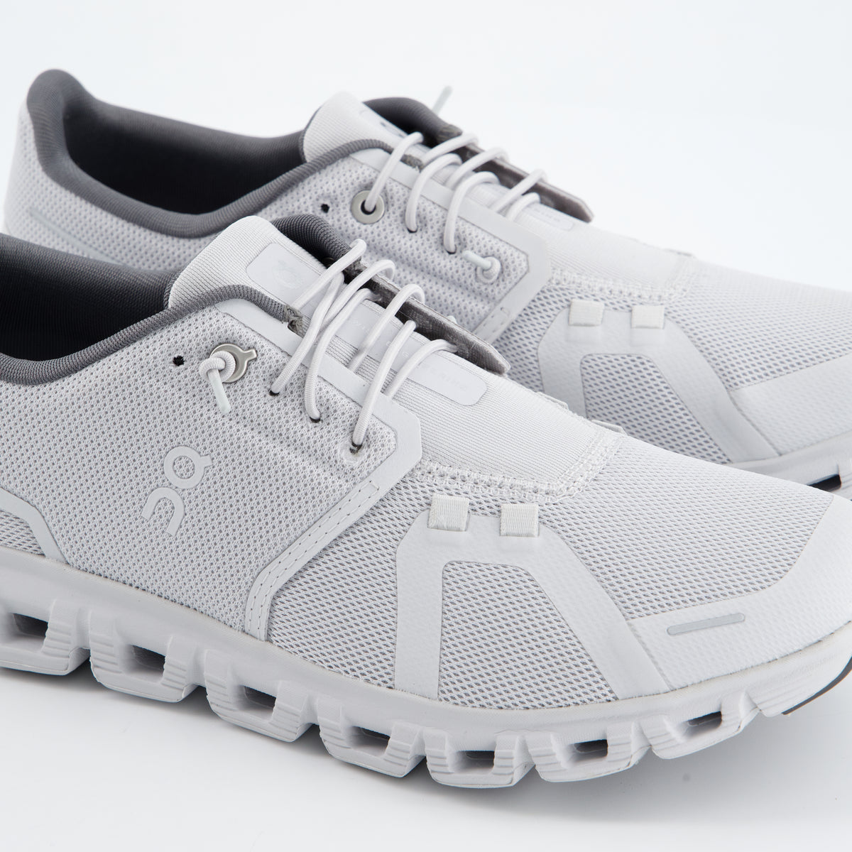 Sneaker Cloud 6