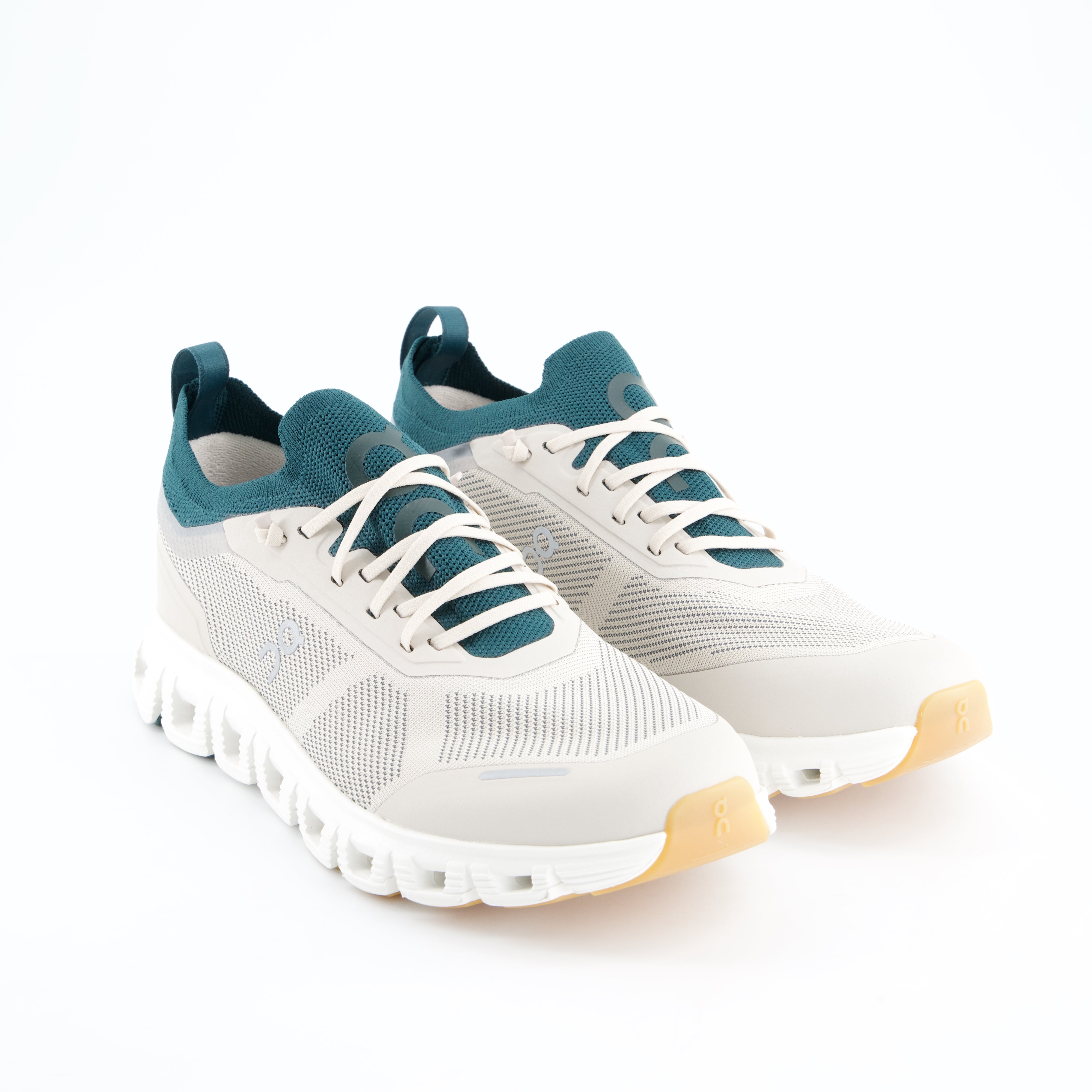 Sneaker Cloud 6 Versa
