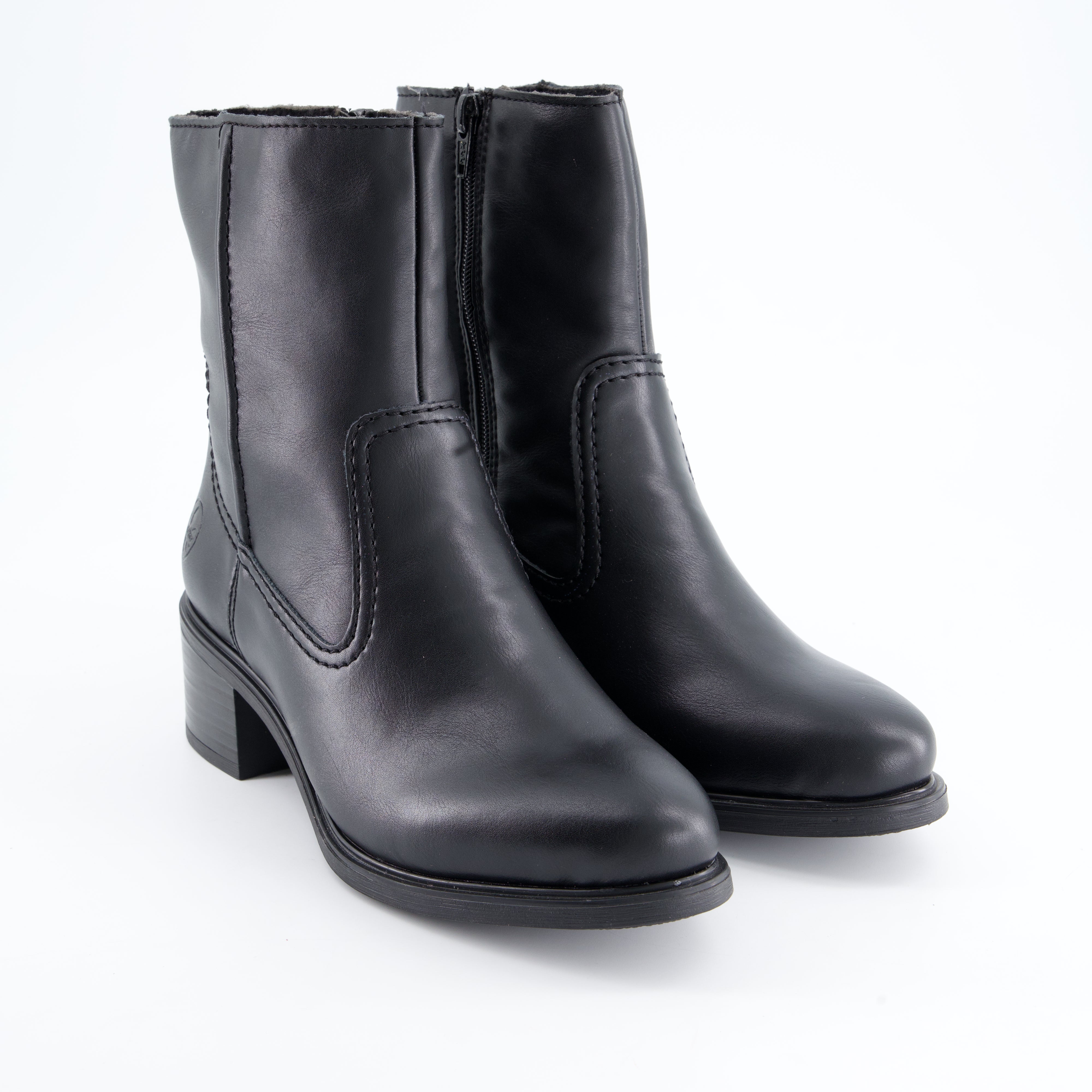 Stiefelette