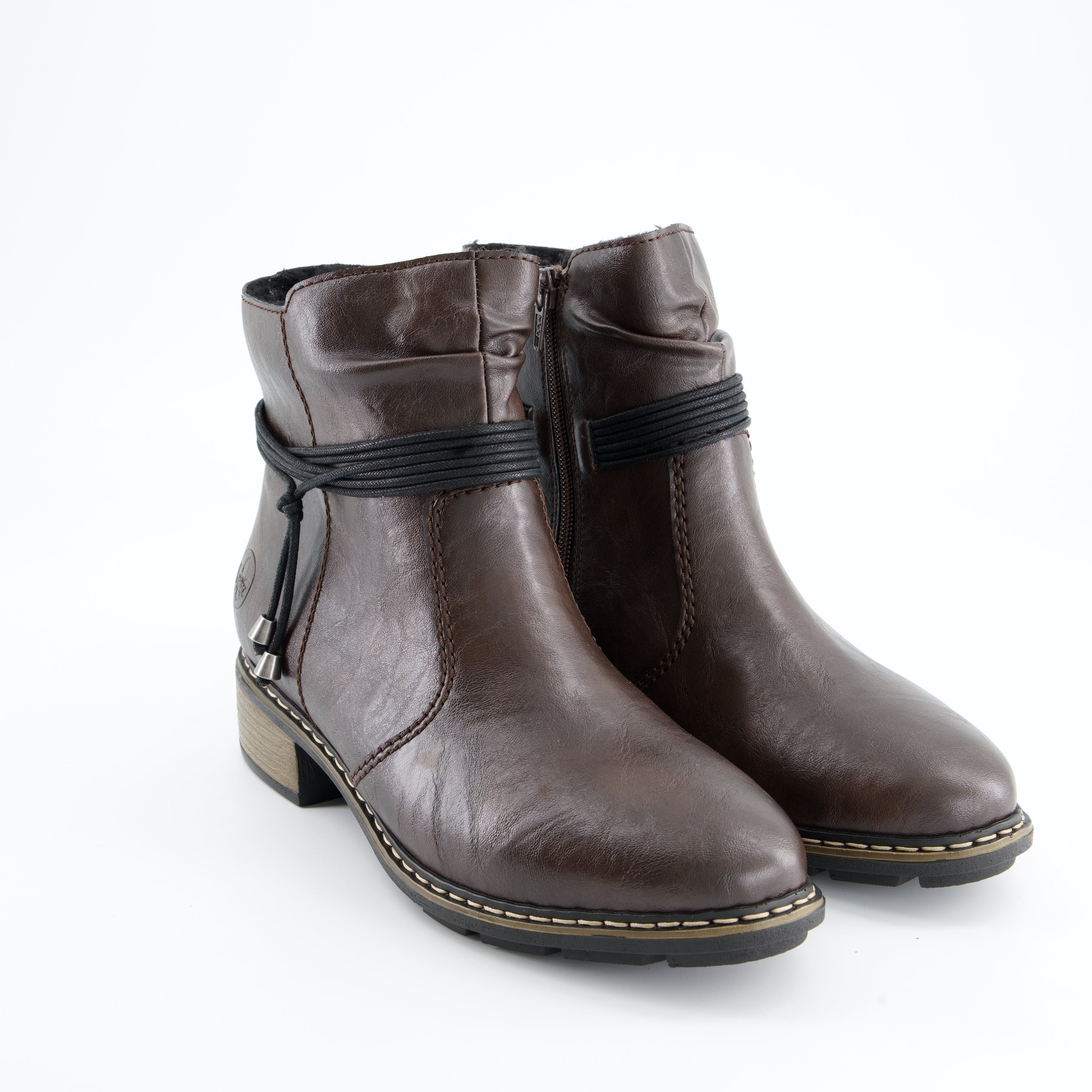 Stiefelette