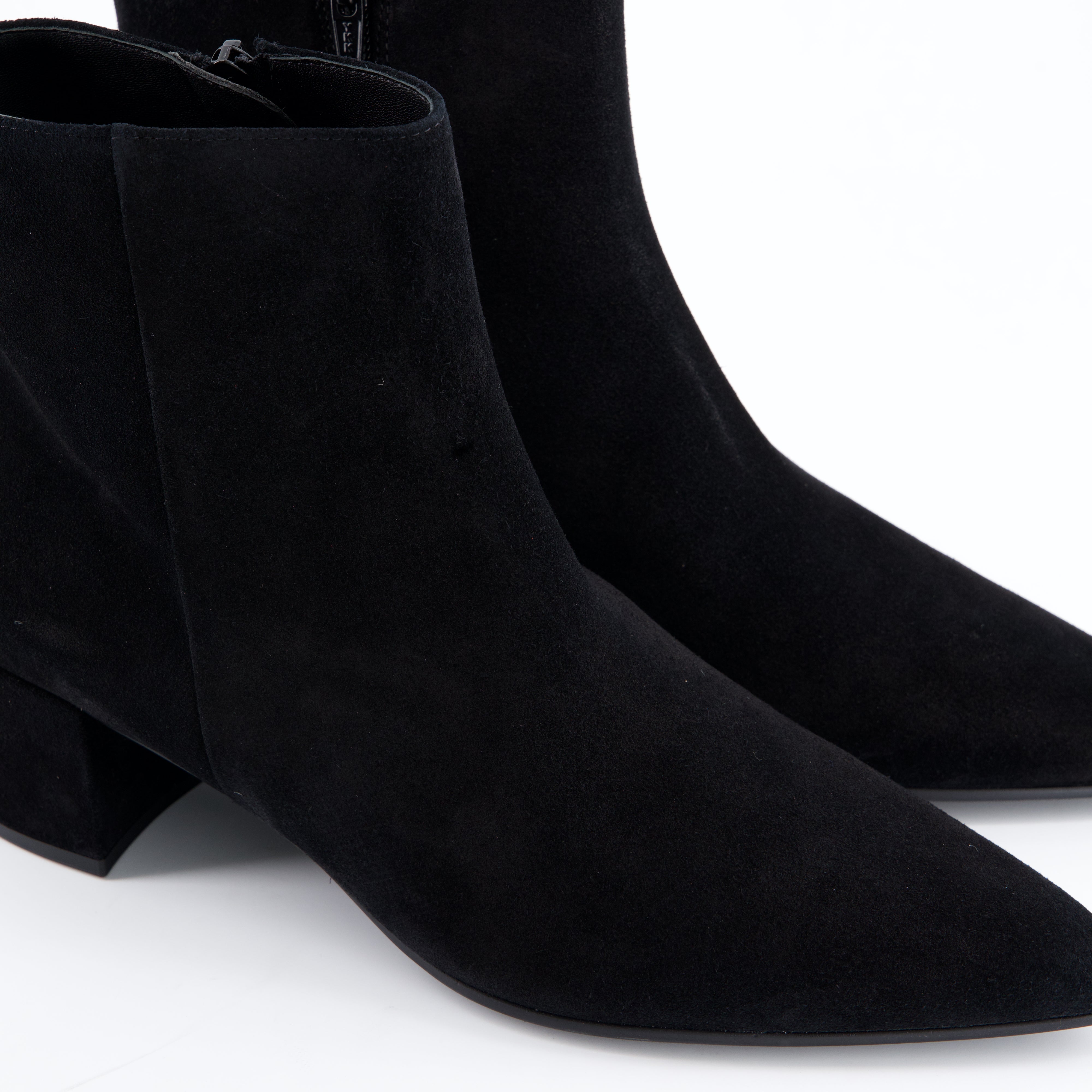 Stiefelette