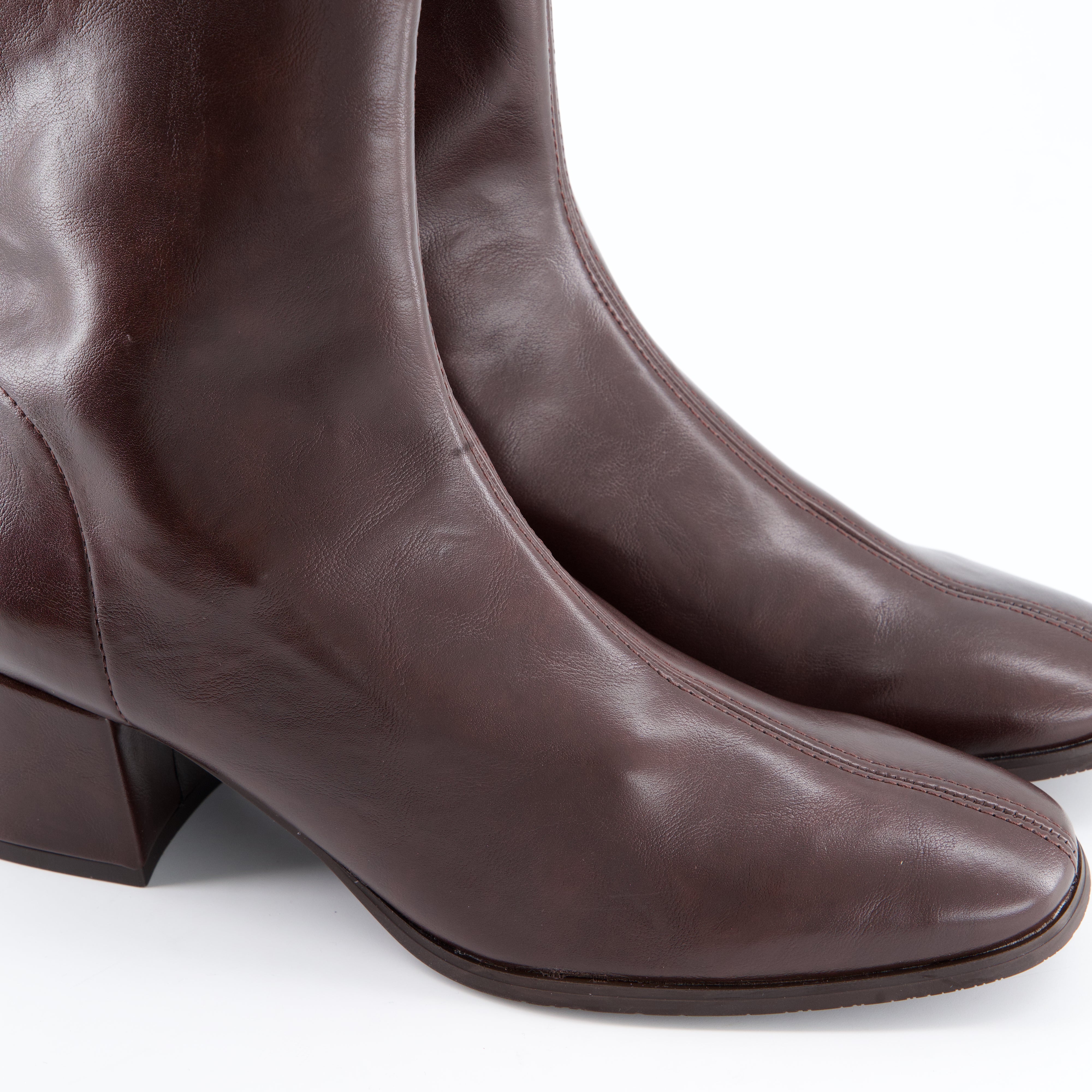 Stiefelette