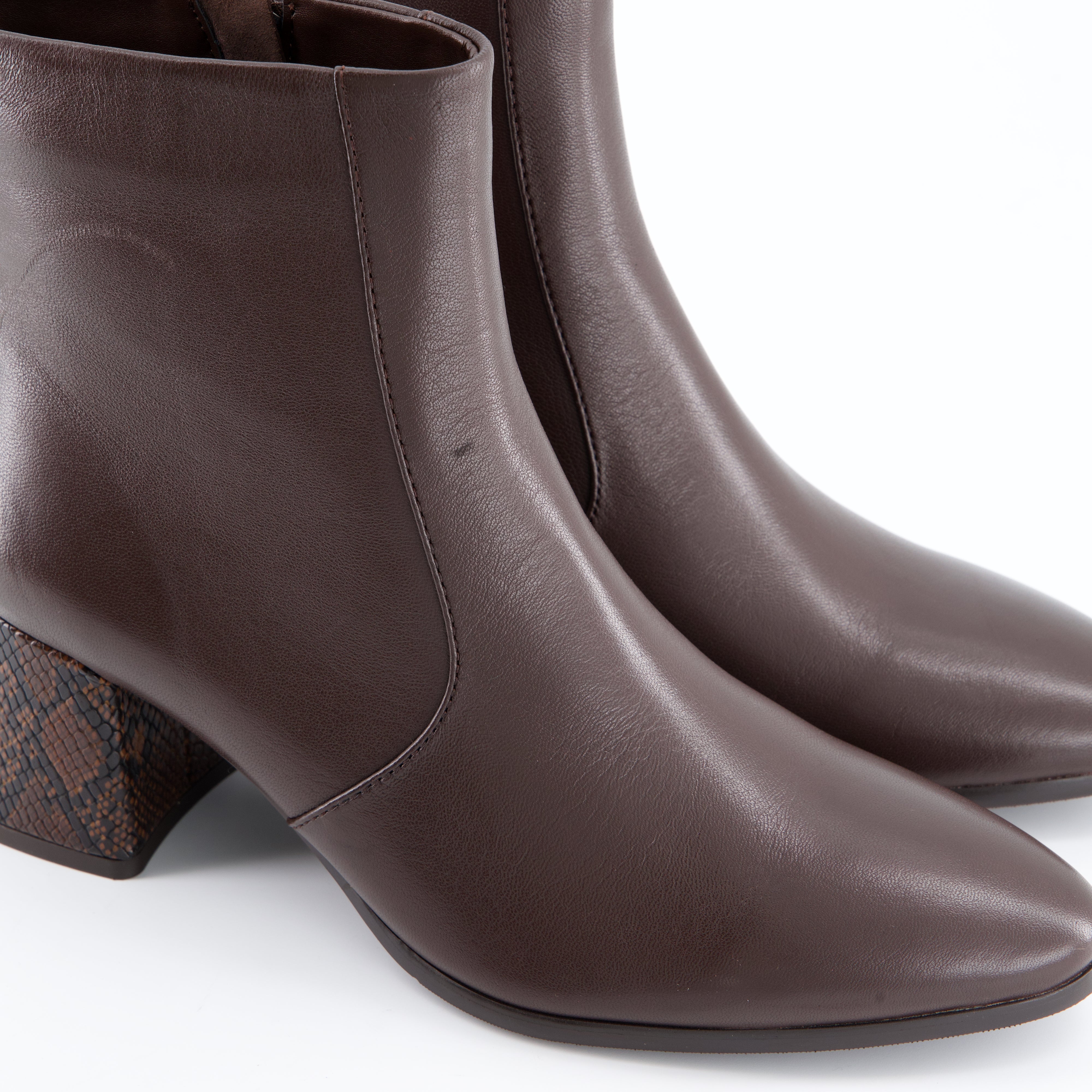 Stiefelette