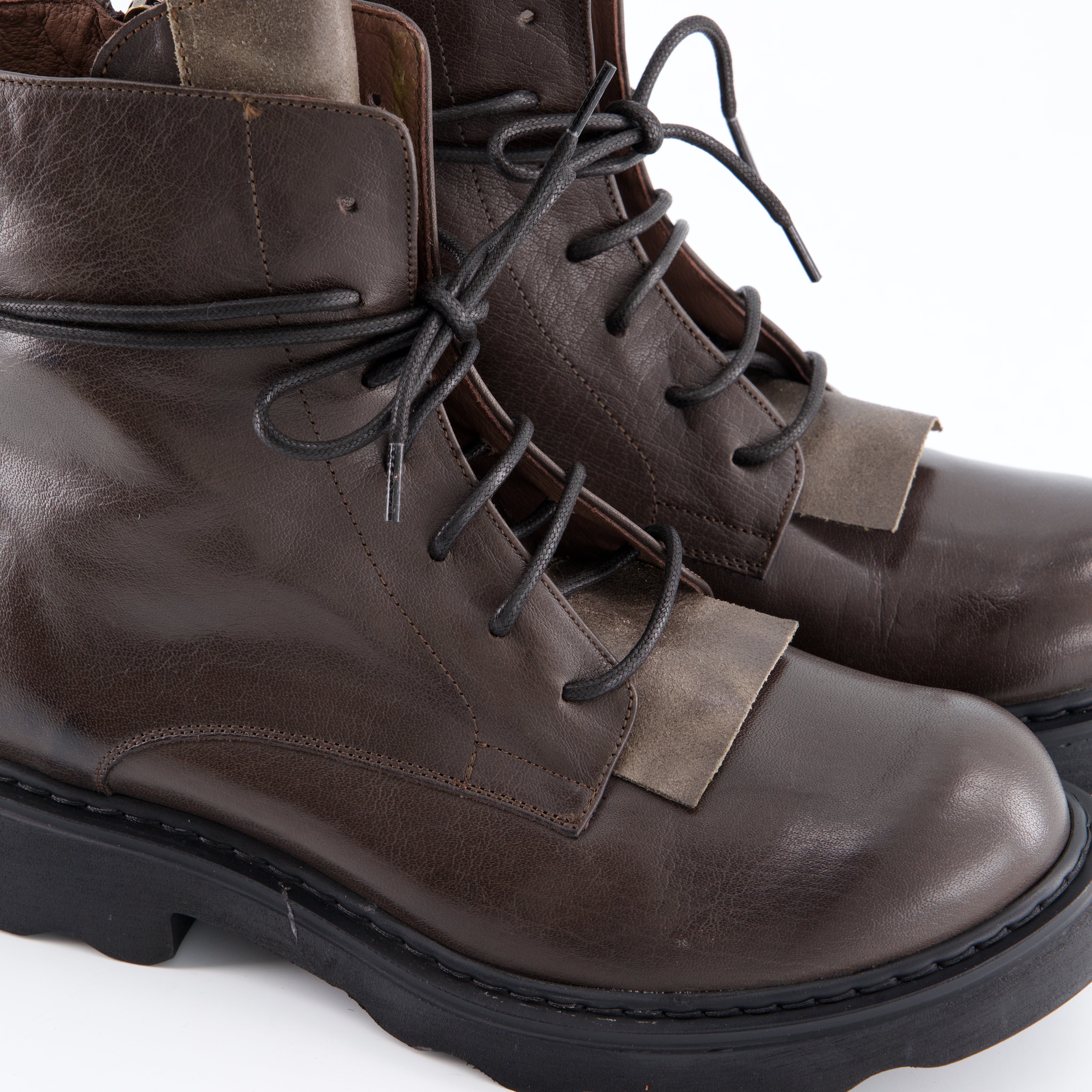 Schnürboots