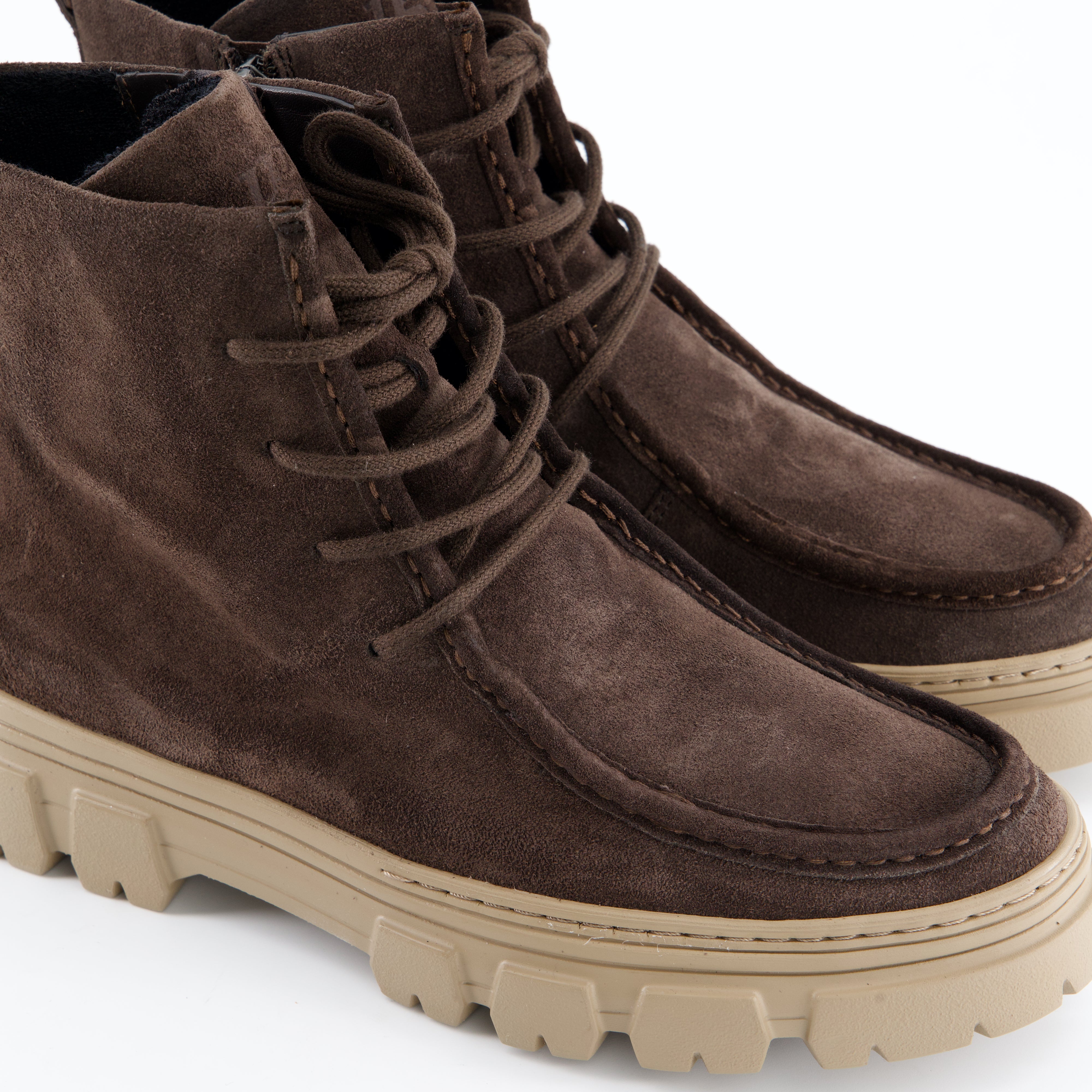 Schnürboots