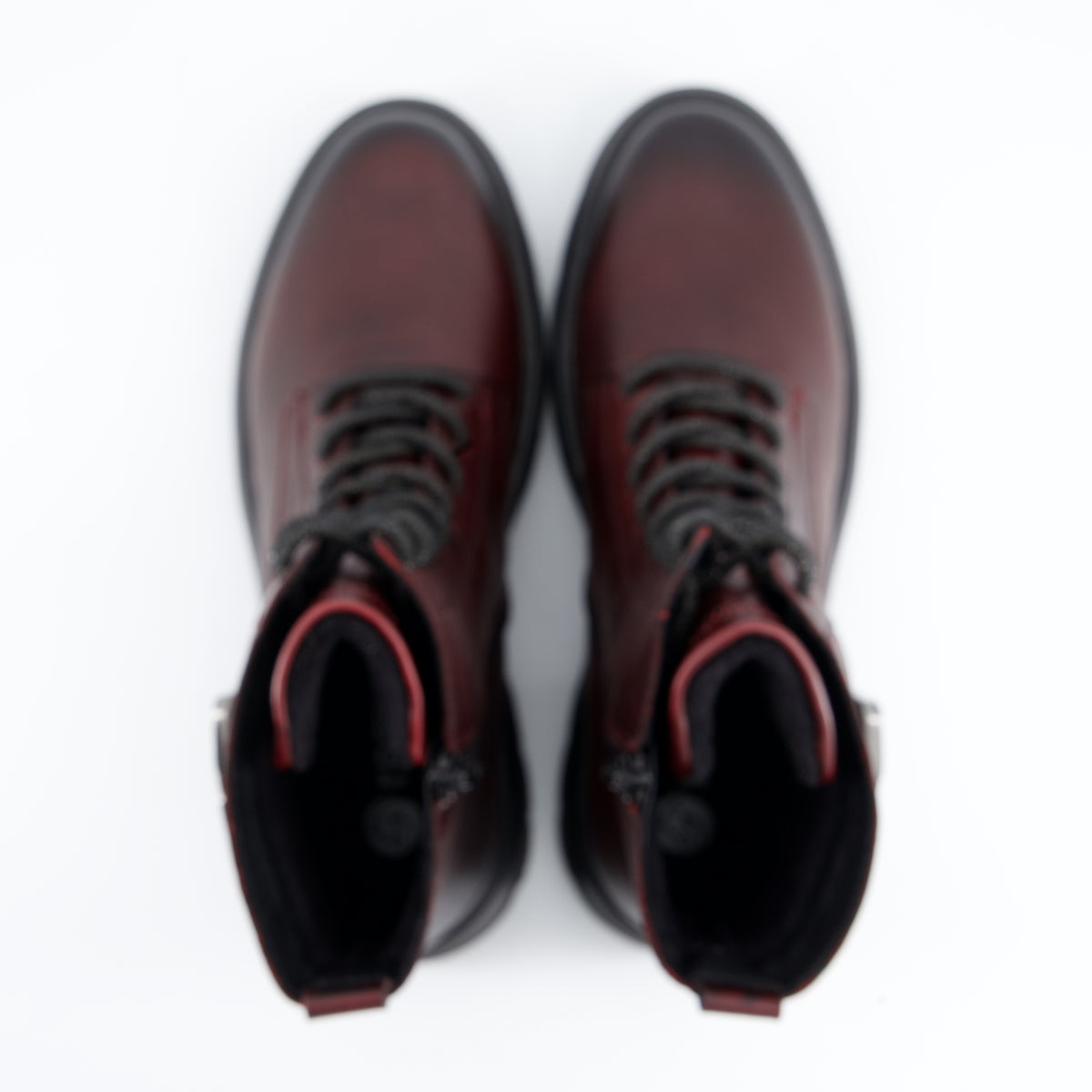 Schnürboots