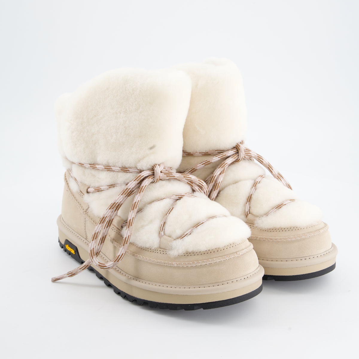 UGG Classic Tread Fluffed Boot · Winterstiefel