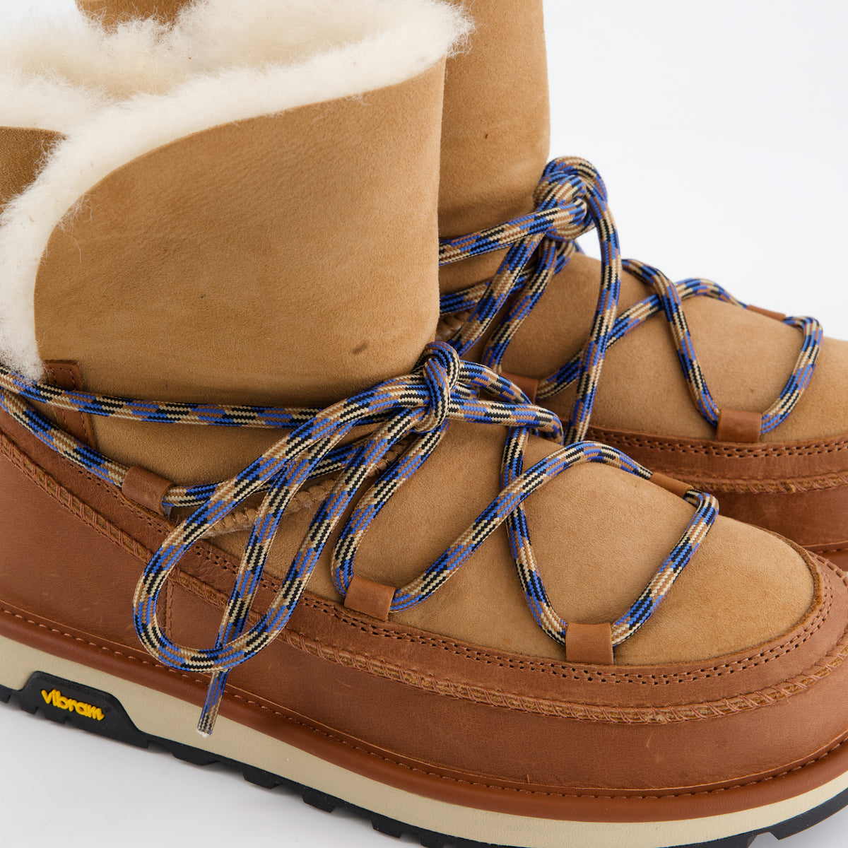UGG Classic Tread Boot · Winterstiefel