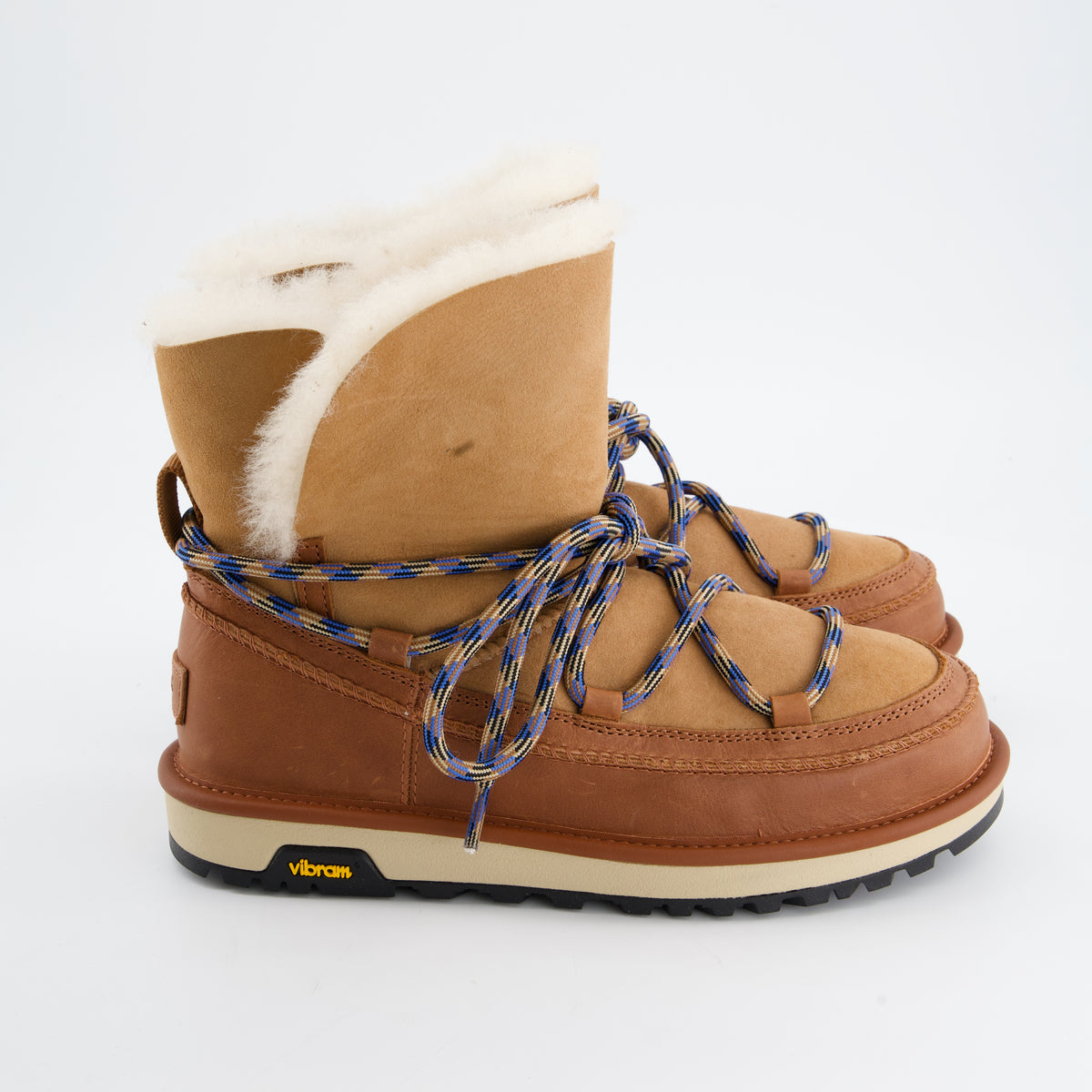 UGG Classic Tread Boot · Winterstiefel