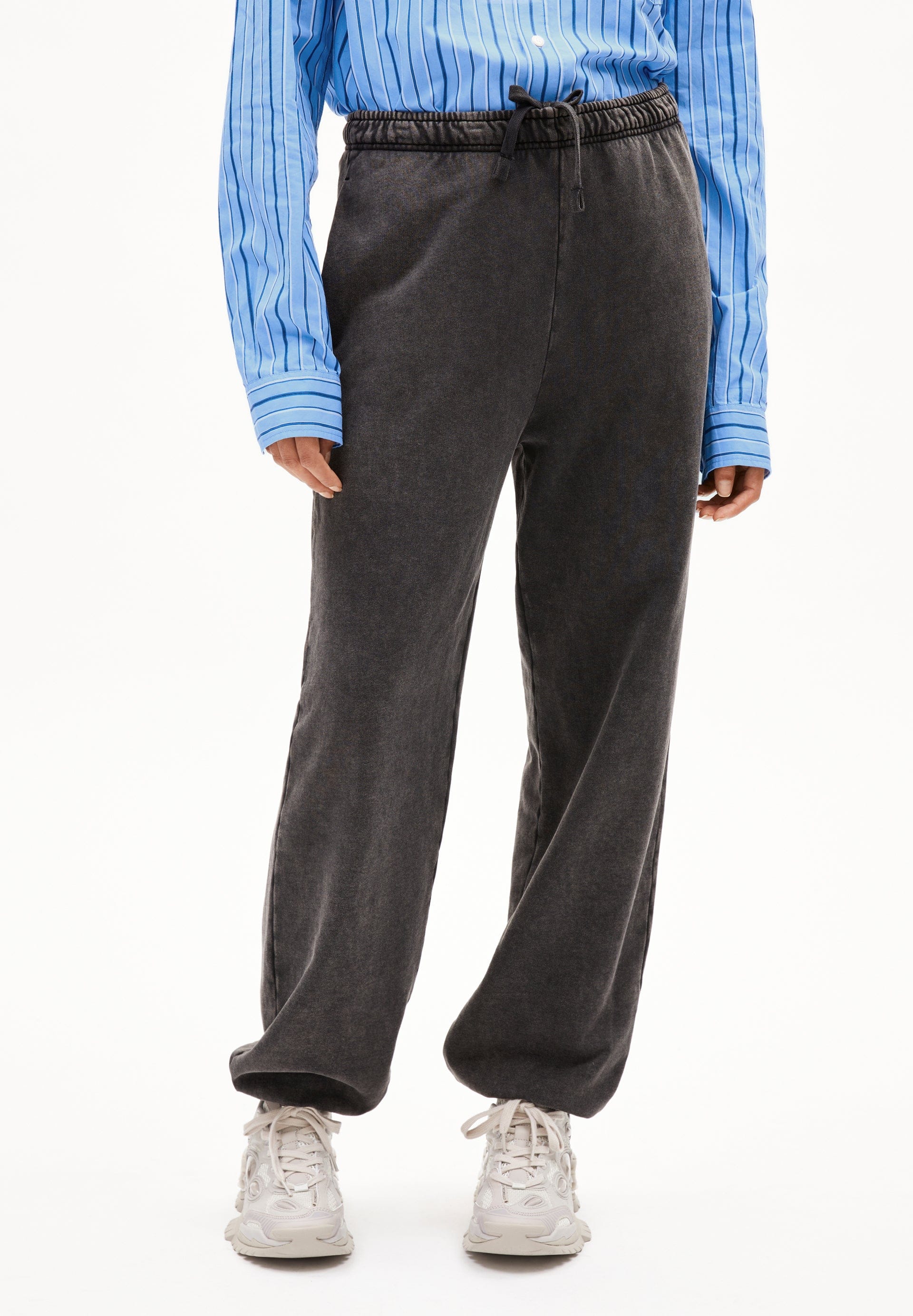 ARMEDANGELS Bekleidung Damen - Hose Hose Emisaa dyed