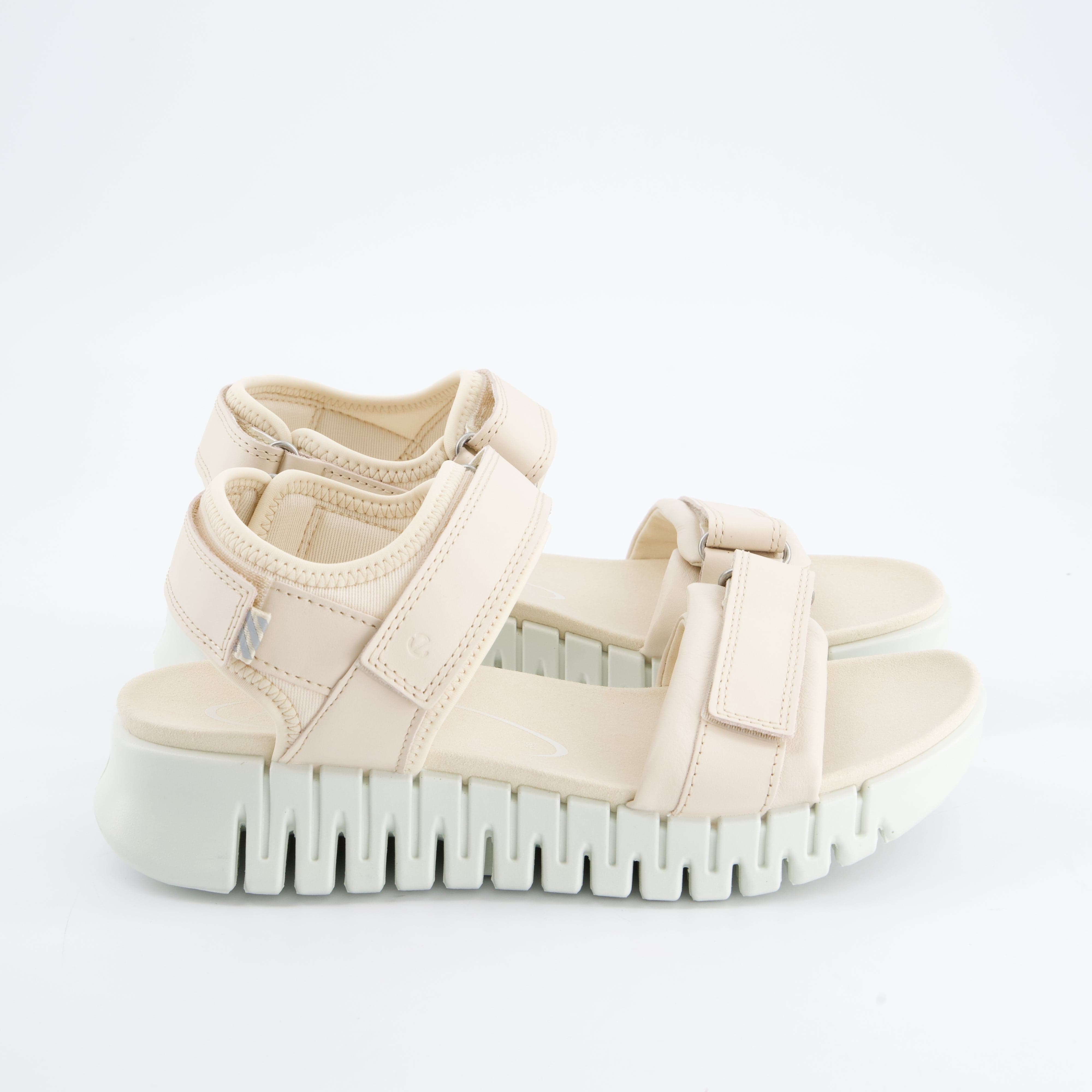 ECCO Damenschuhe - Sandalen Sandalen ECCO GRUUV SOL W