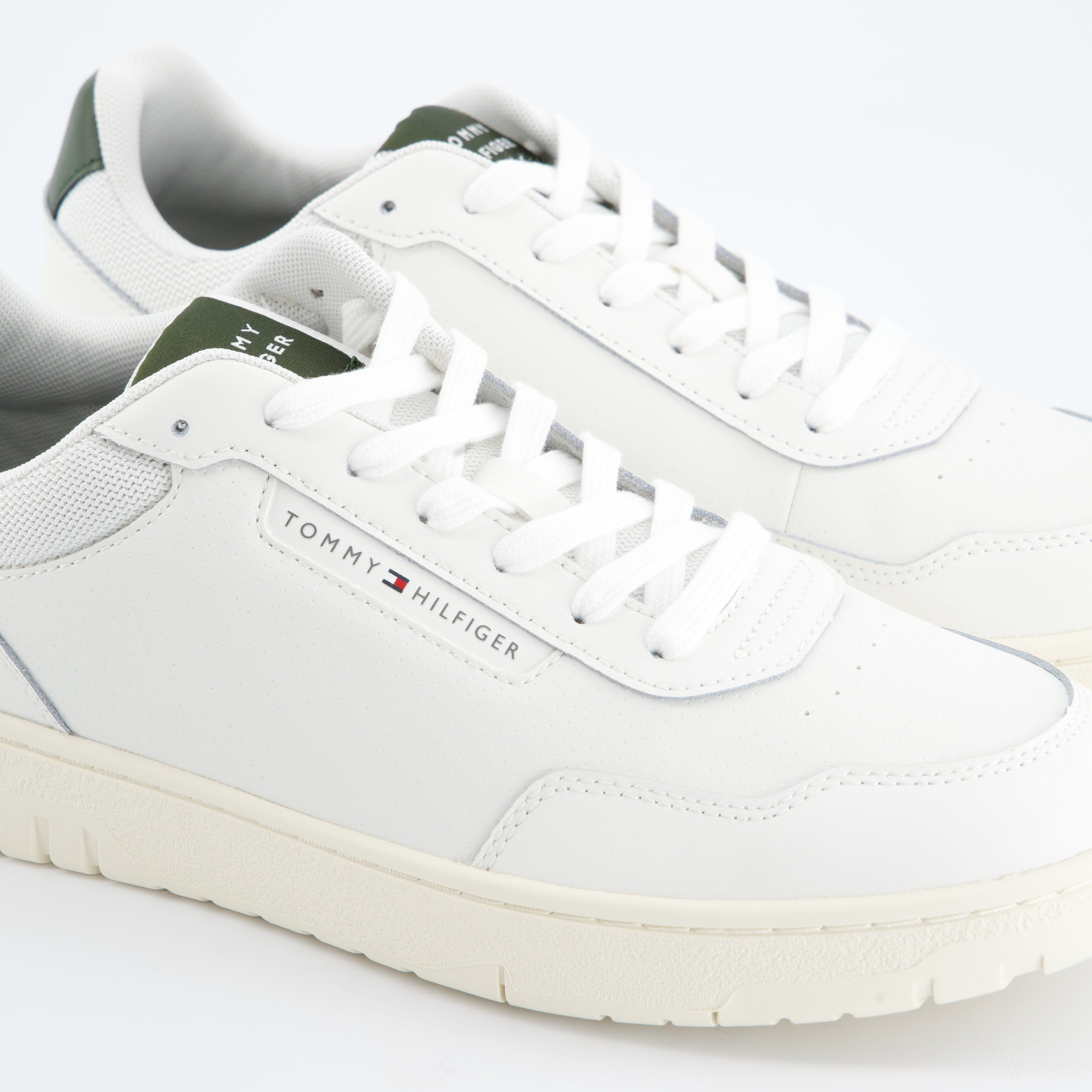 HILFIGER Herrenschuh - Sneaker Sneaker TH BASKET CORE LITE LTH