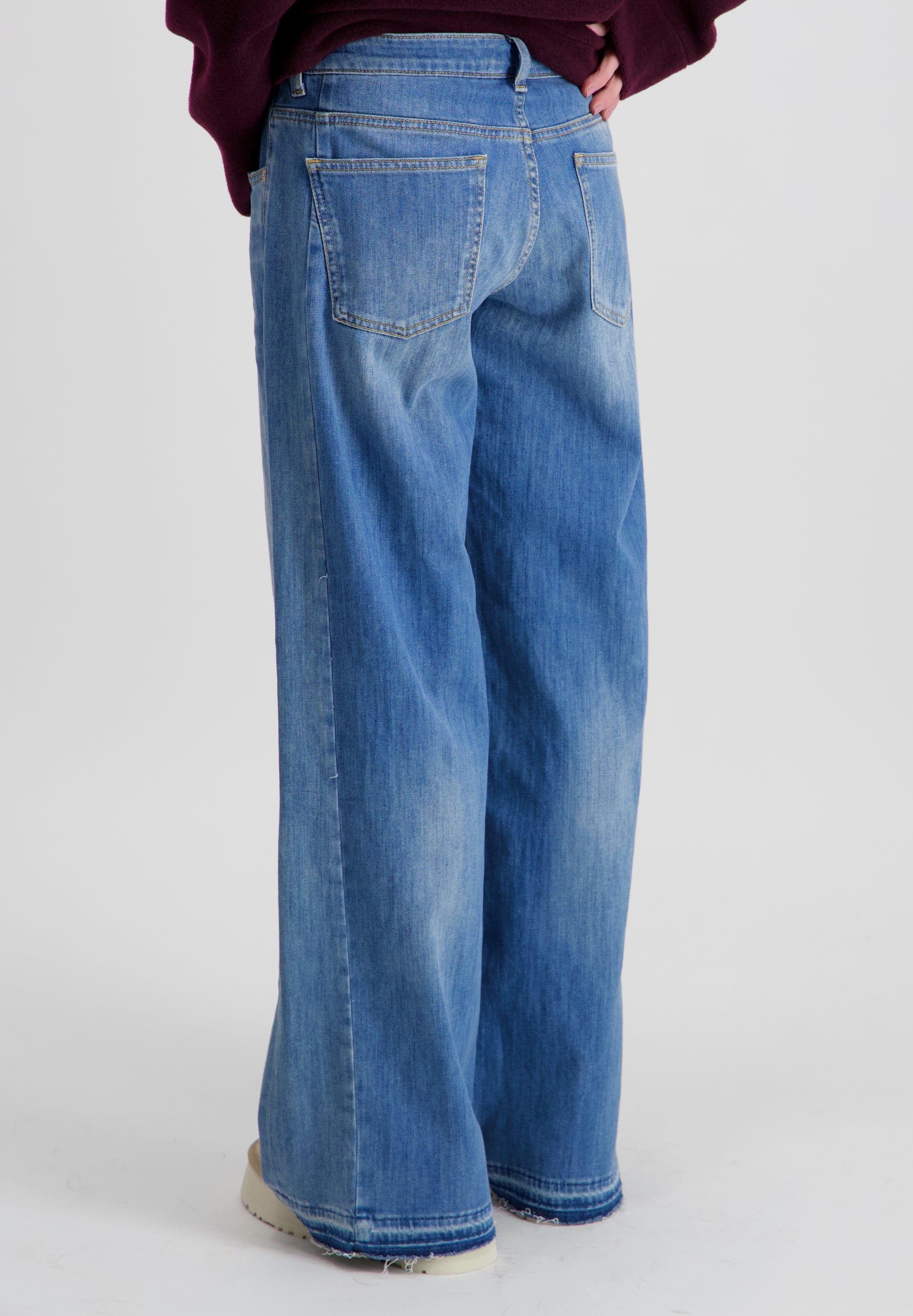 Le temps des Cerises Bekleidung Damen - Hose Hose LAURYN AIX