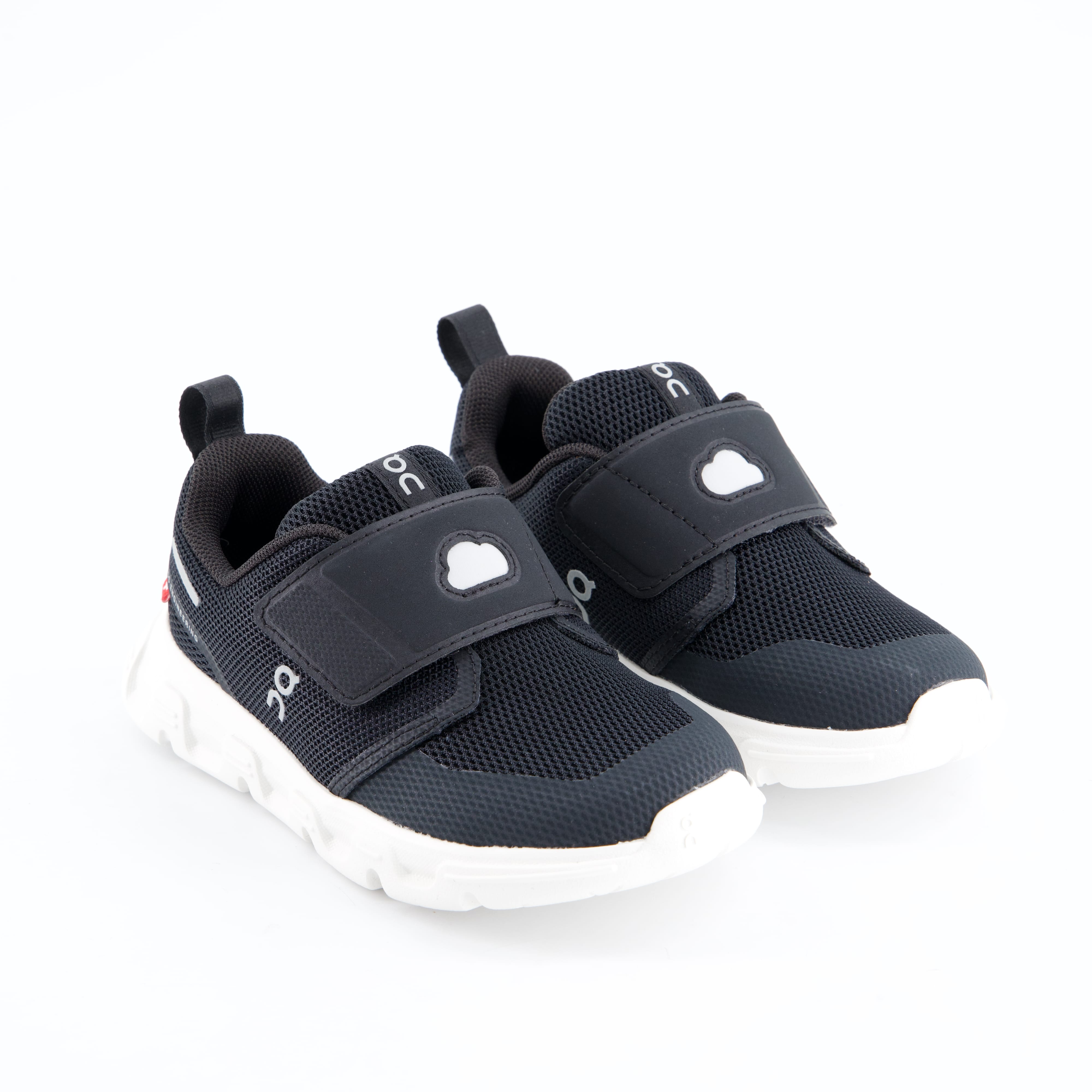 ON Burschenschuhe - Halbschuh Halbschuh Cloud Dash