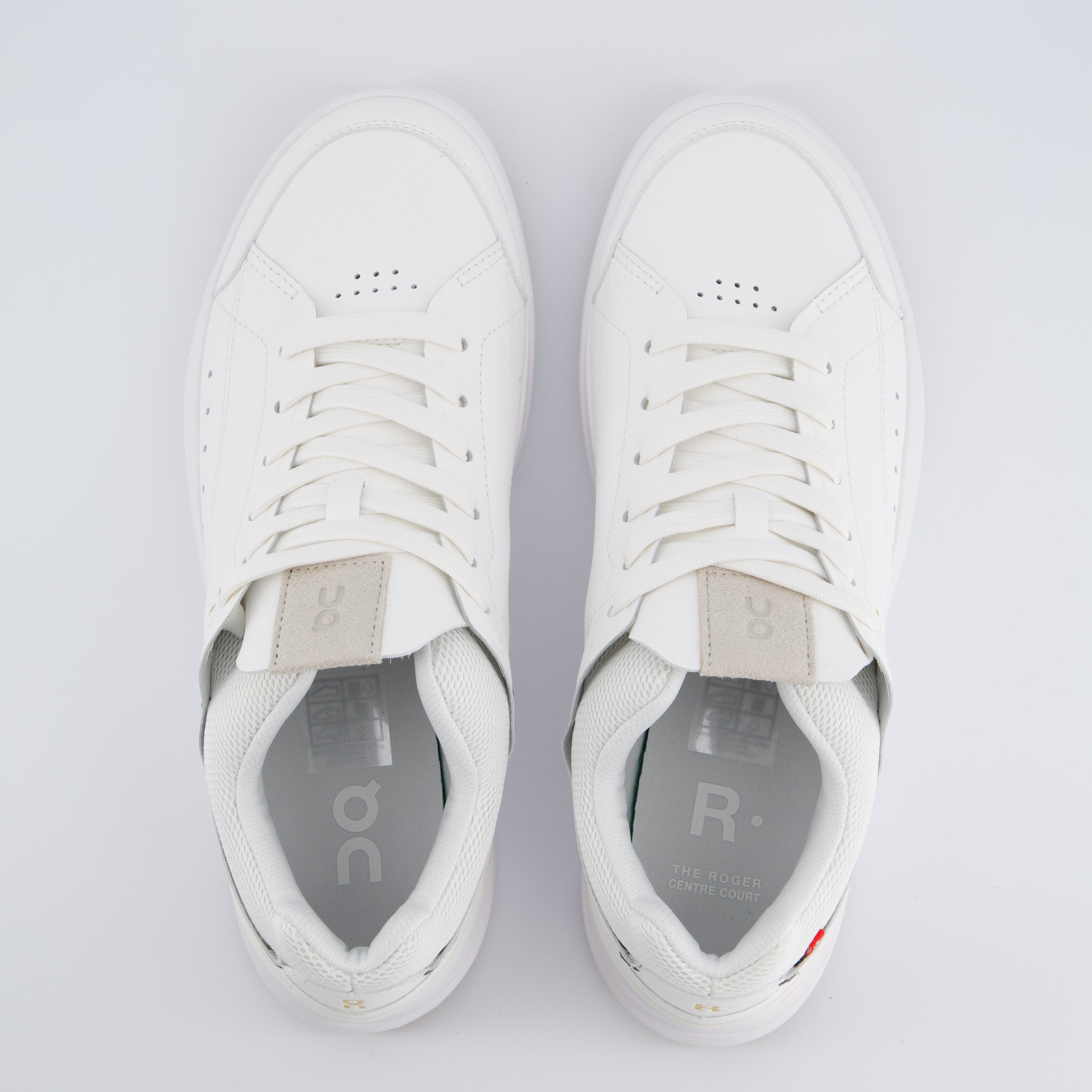 ON D - Sneaker, S THE ROGER Centre Court