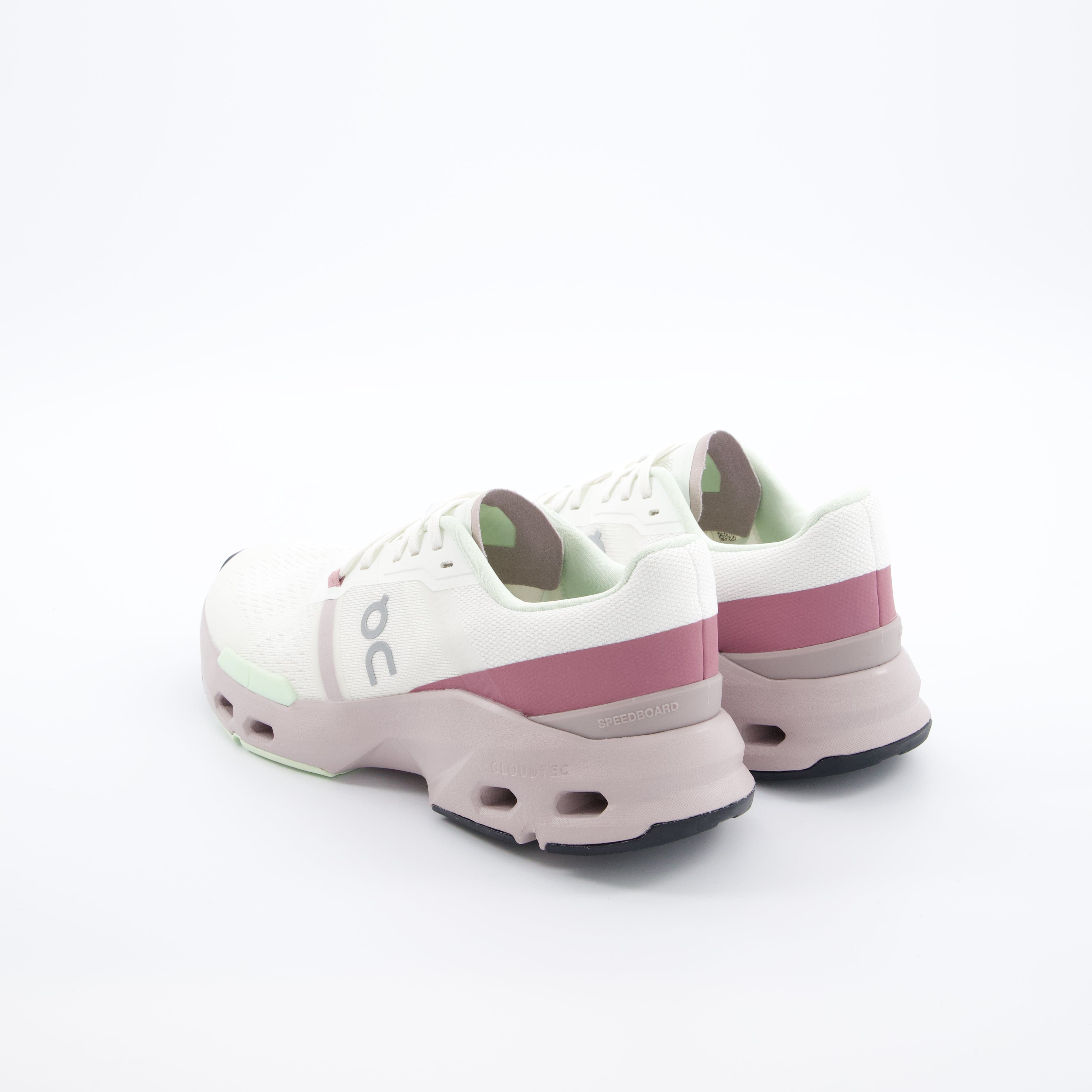 ON Damenschuhe - Indoor/Training, Indoor/Training Cloudpulse