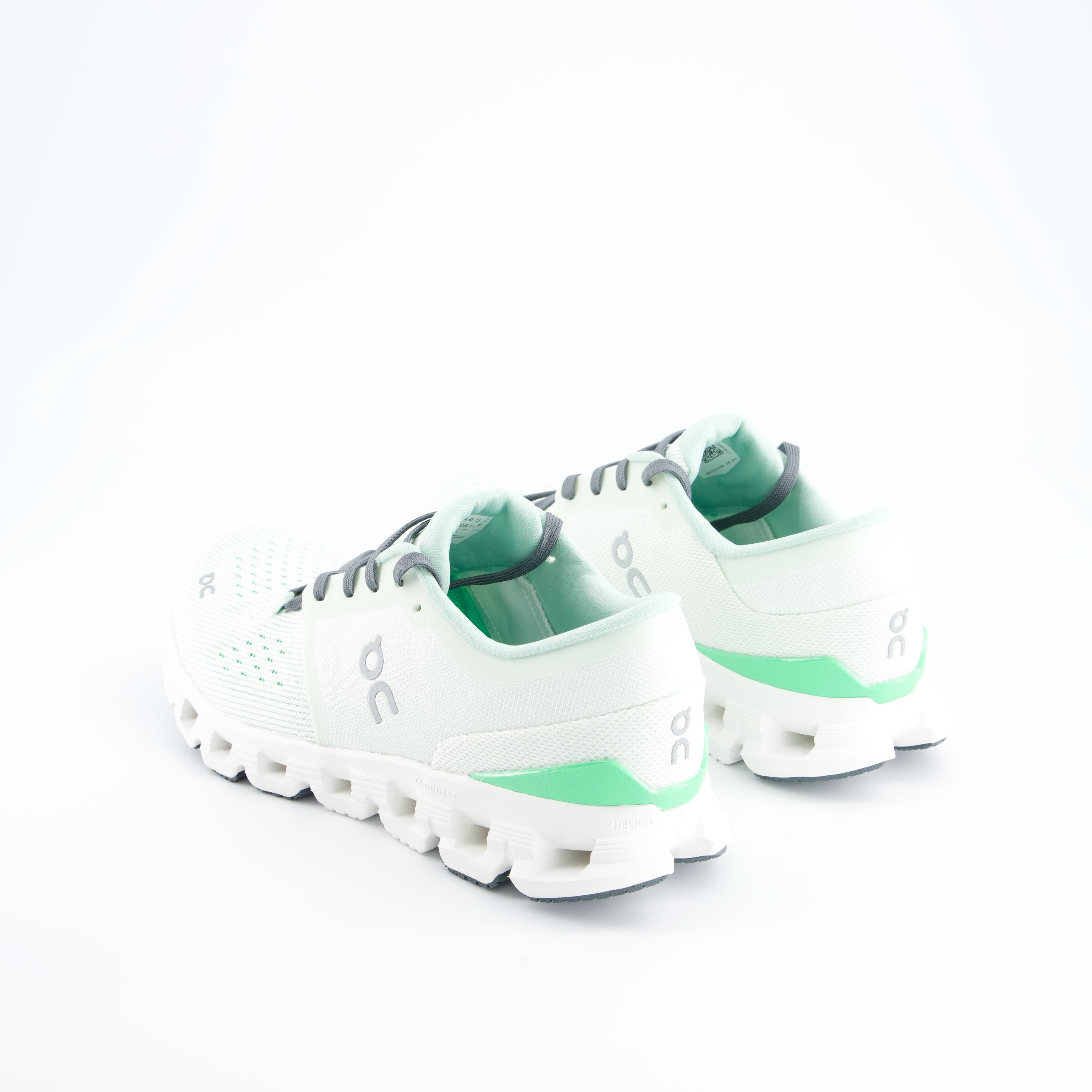 ON Damenschuhe - Laufschuhe Laufschuhe Cloud X 4