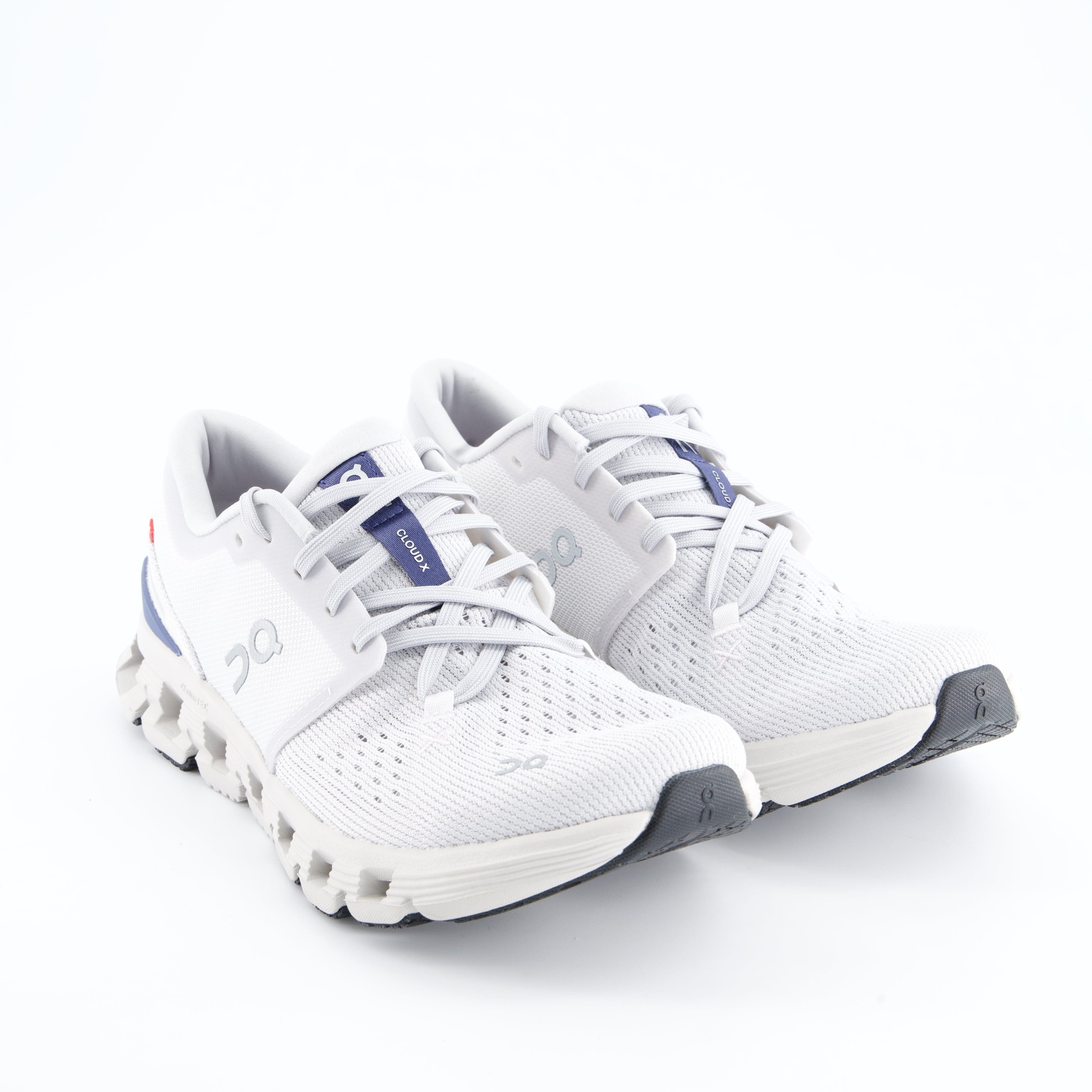 ON Damenschuhe - Laufschuhe Laufschuhe Cloud X 4