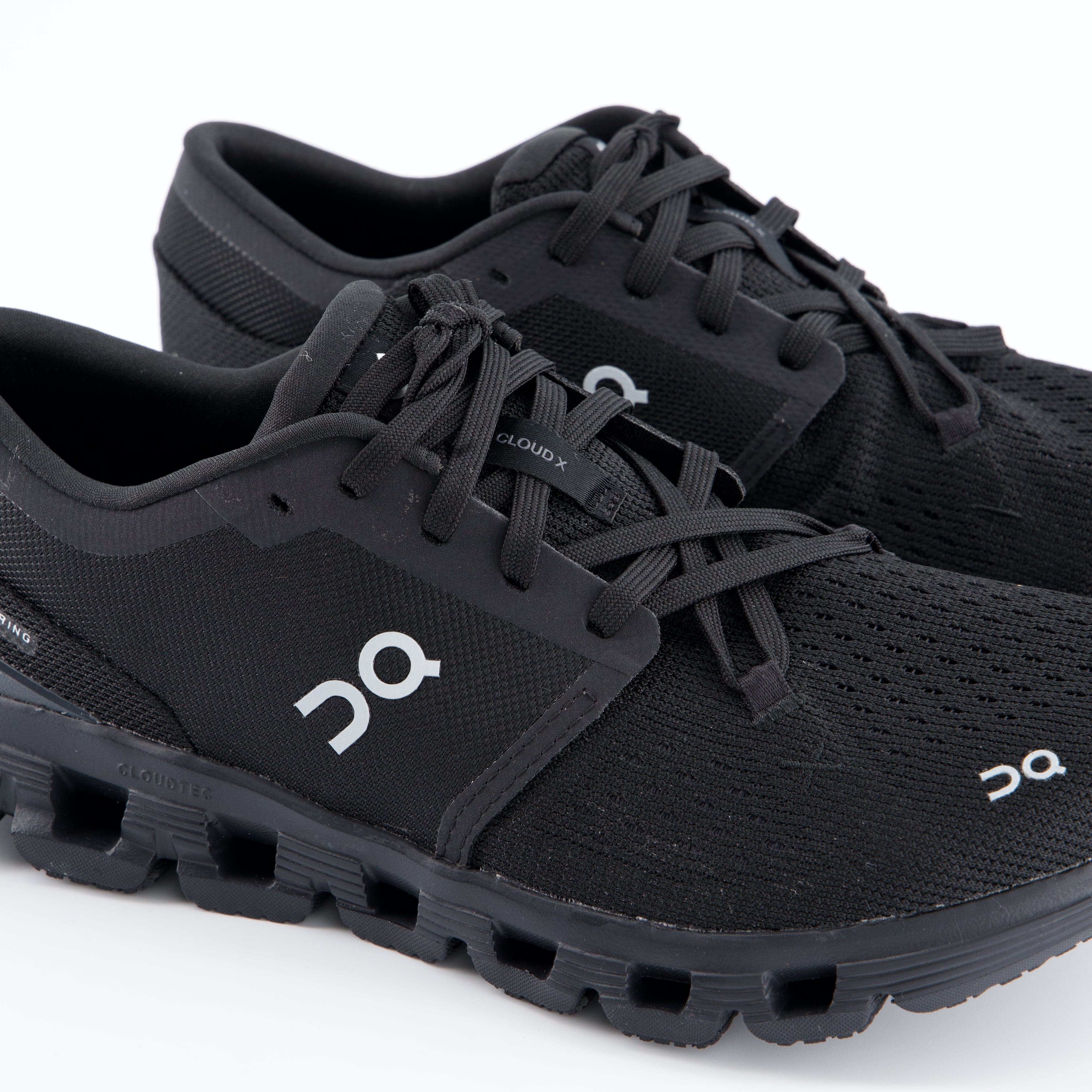 ON Damenschuhe - Laufschuhe Laufschuhe Cloud X 4
