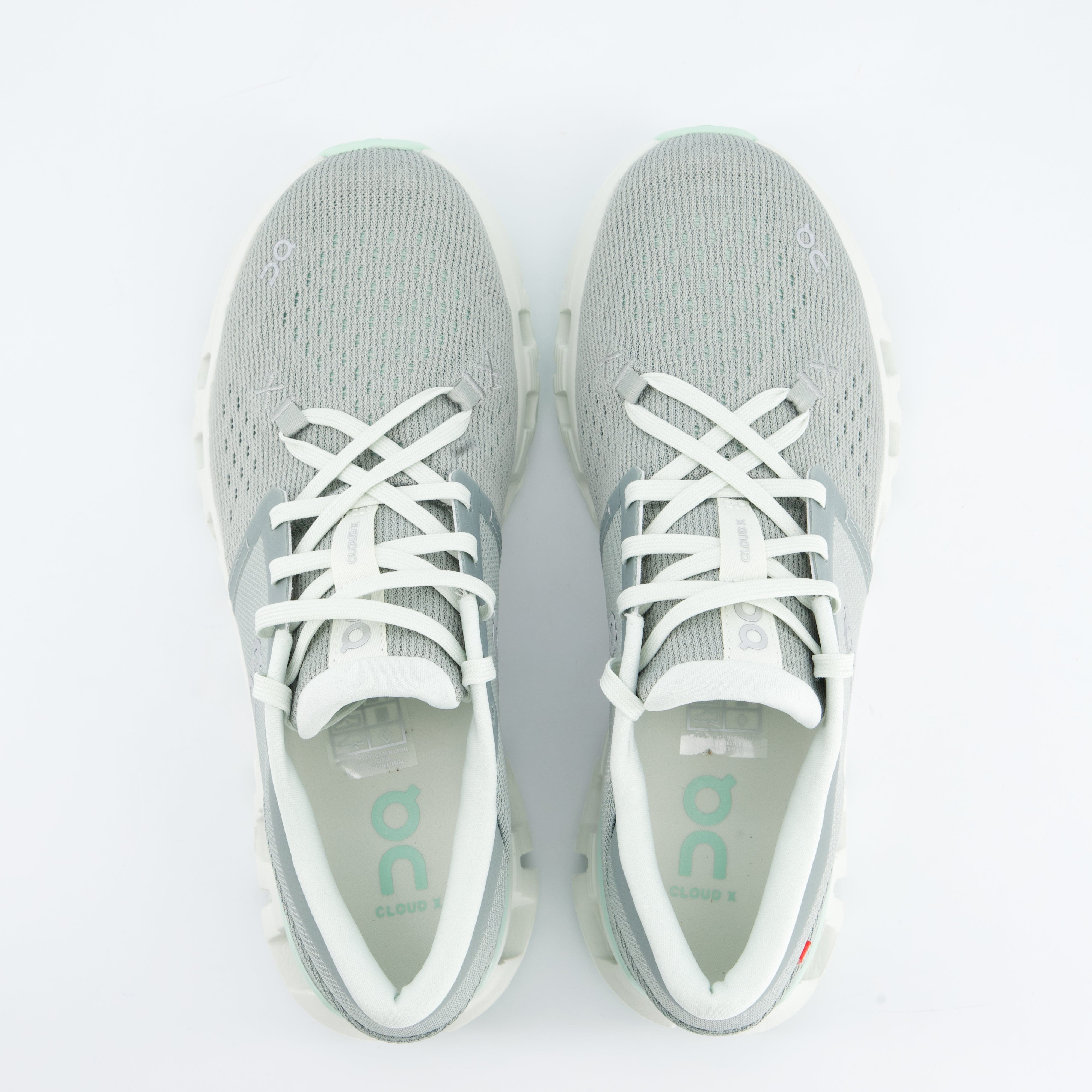 ON Damenschuhe - Laufschuhe Laufschuhe Cloud X 4