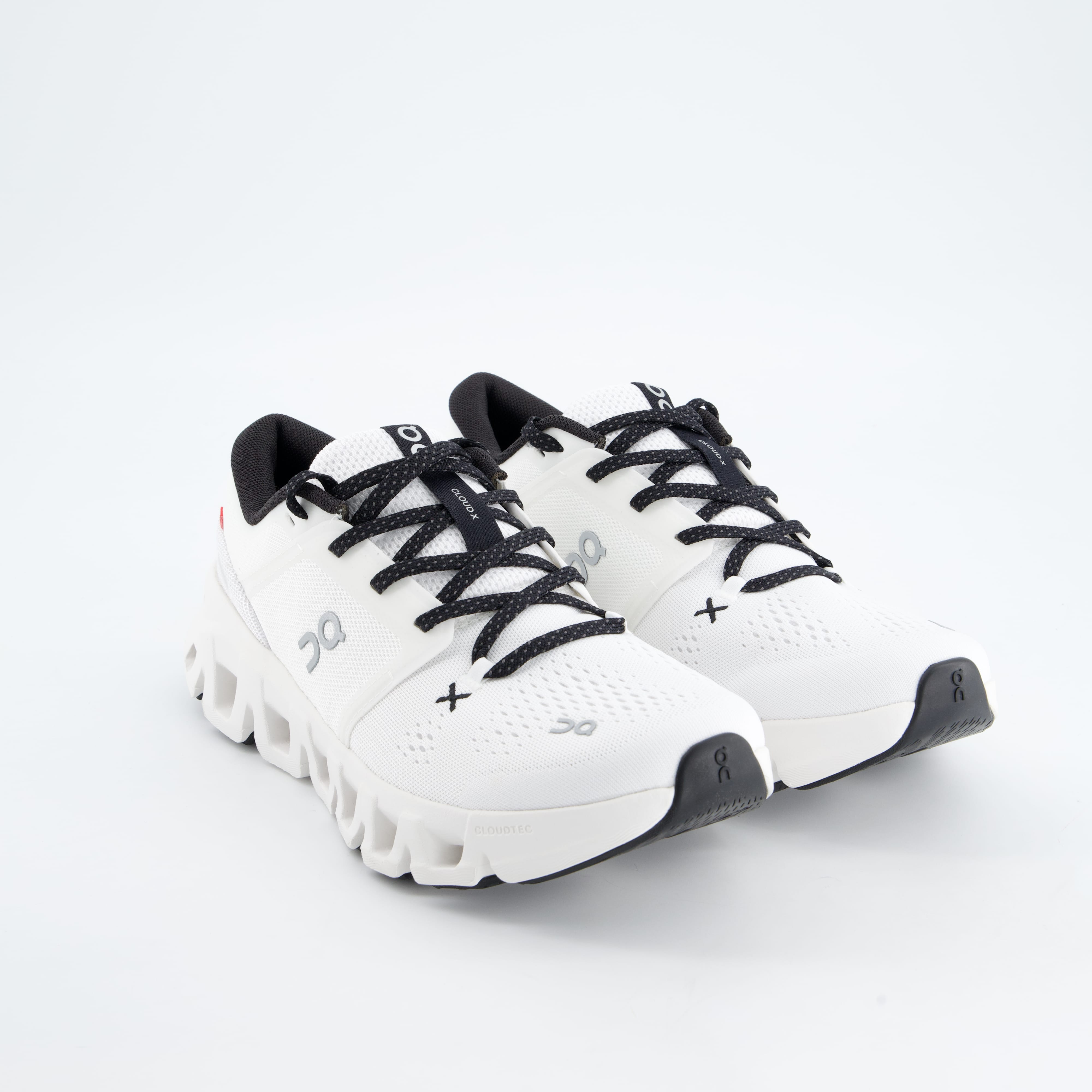 ON Damenschuhe - Laufschuhe Laufschuhe Cloud X 5