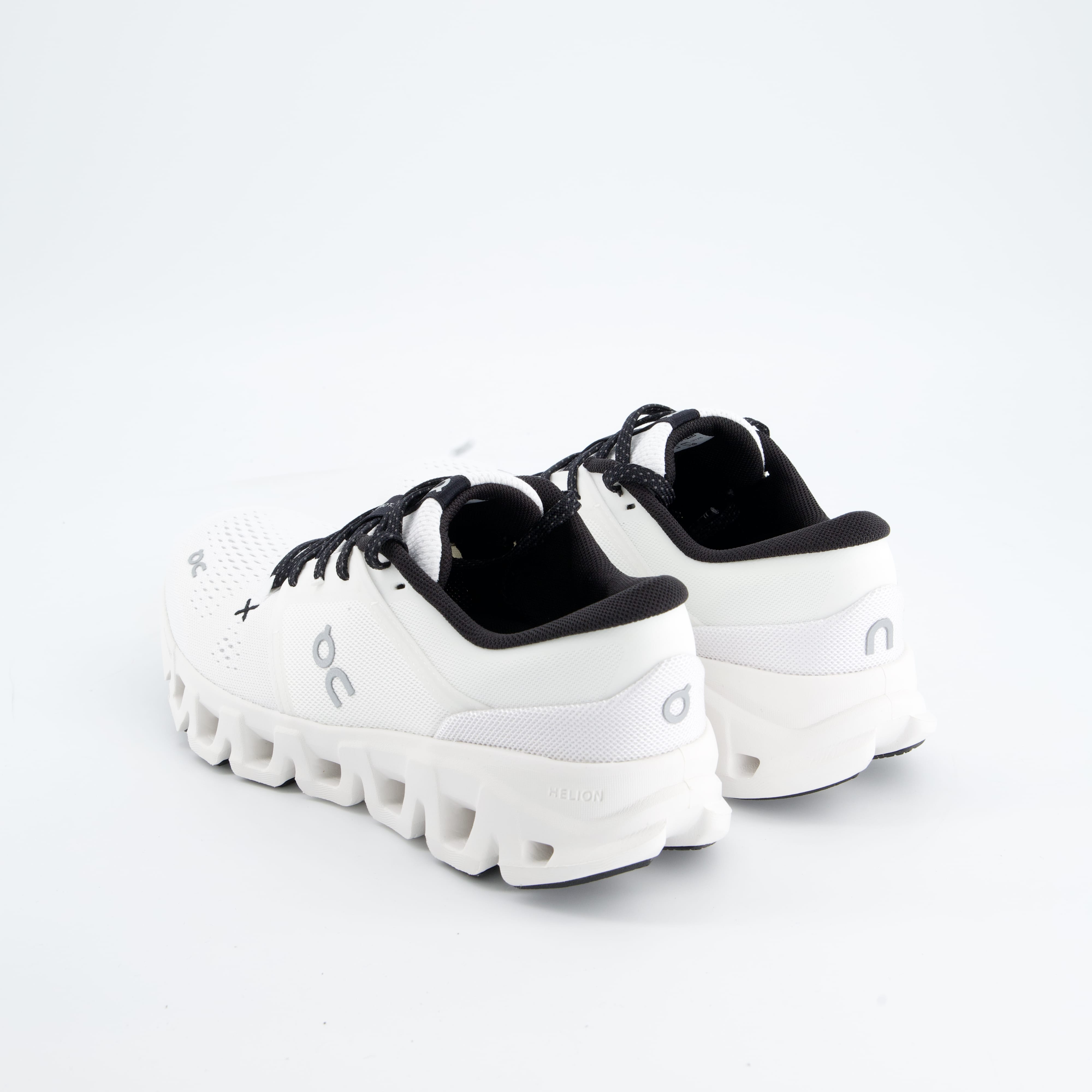 ON Damenschuhe - Laufschuhe Laufschuhe Cloud X 5
