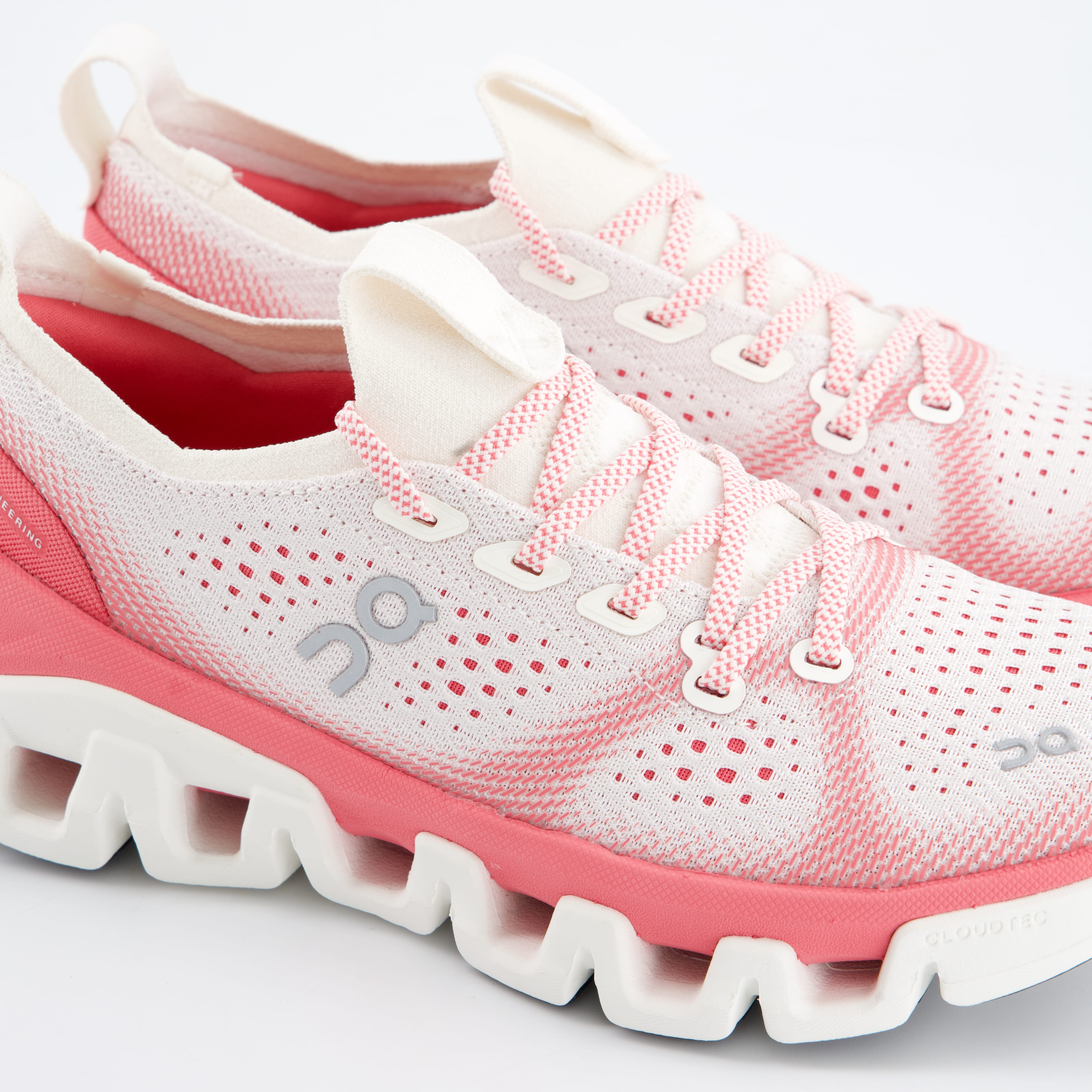 ON Damenschuhe - Laufschuhe Laufschuhe Cloud X Tempo