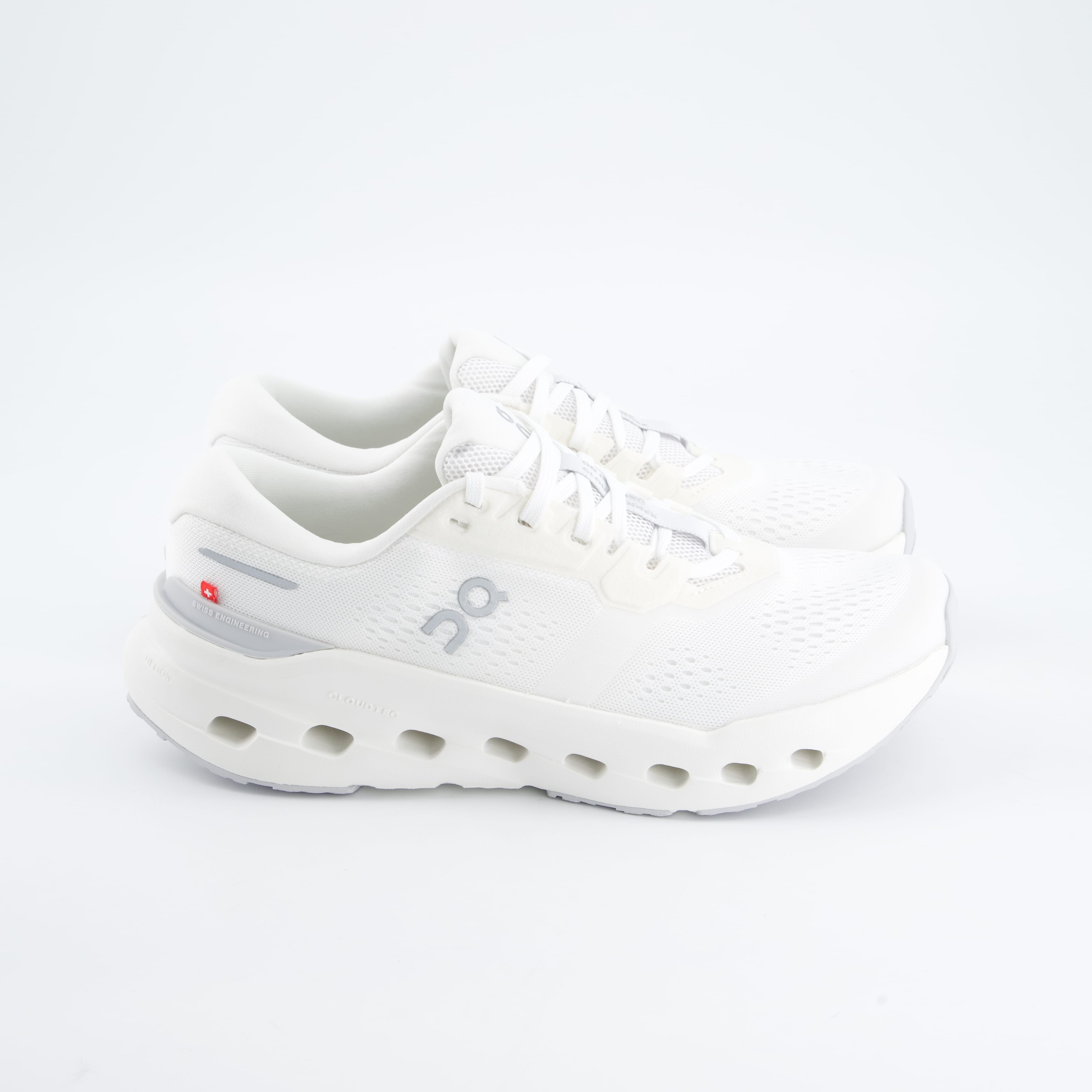ON Damenschuhe - Laufschuhe Laufschuhe Cloudrunner 3