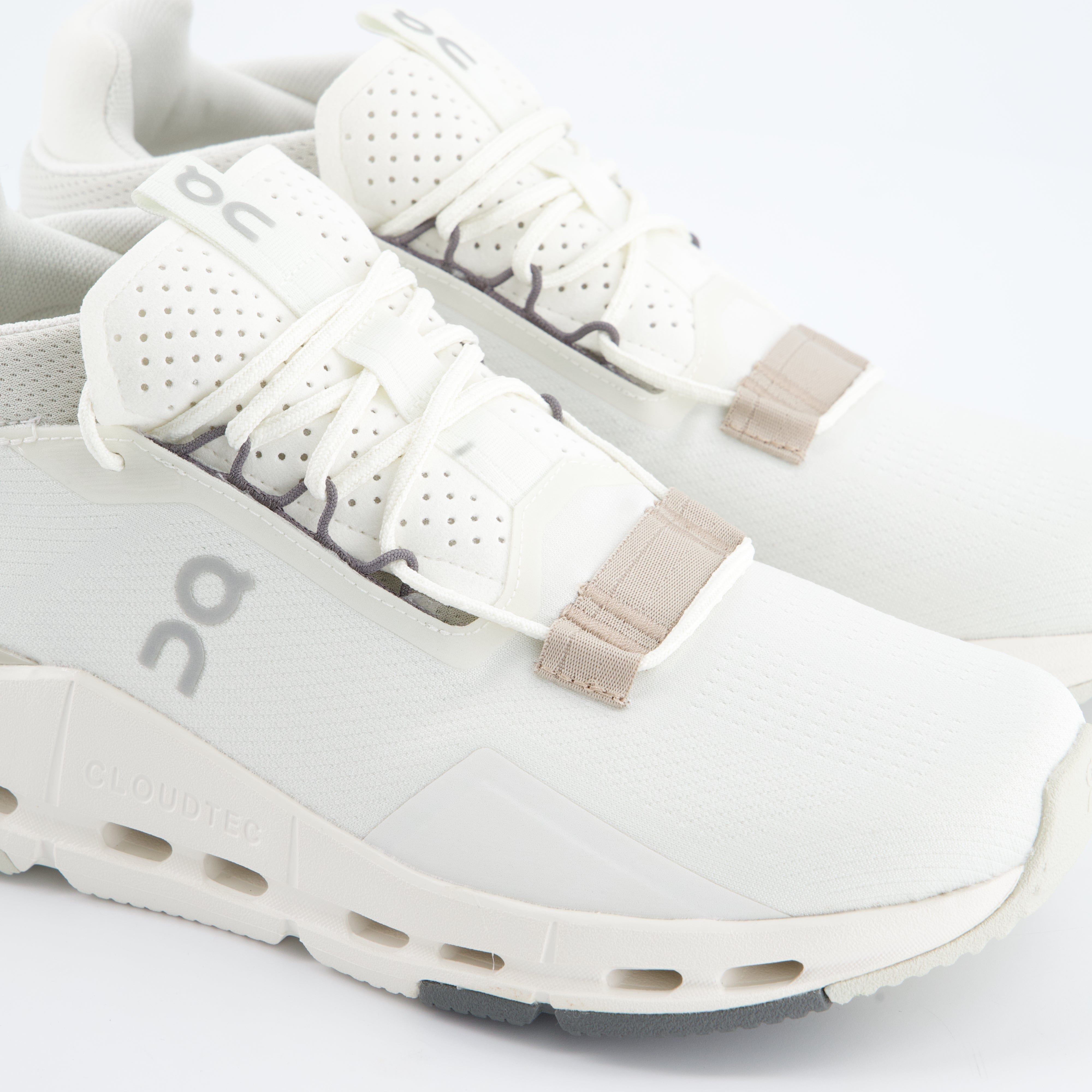 ON Damenschuhe - Sneaker Sneaker Cloudnova 2