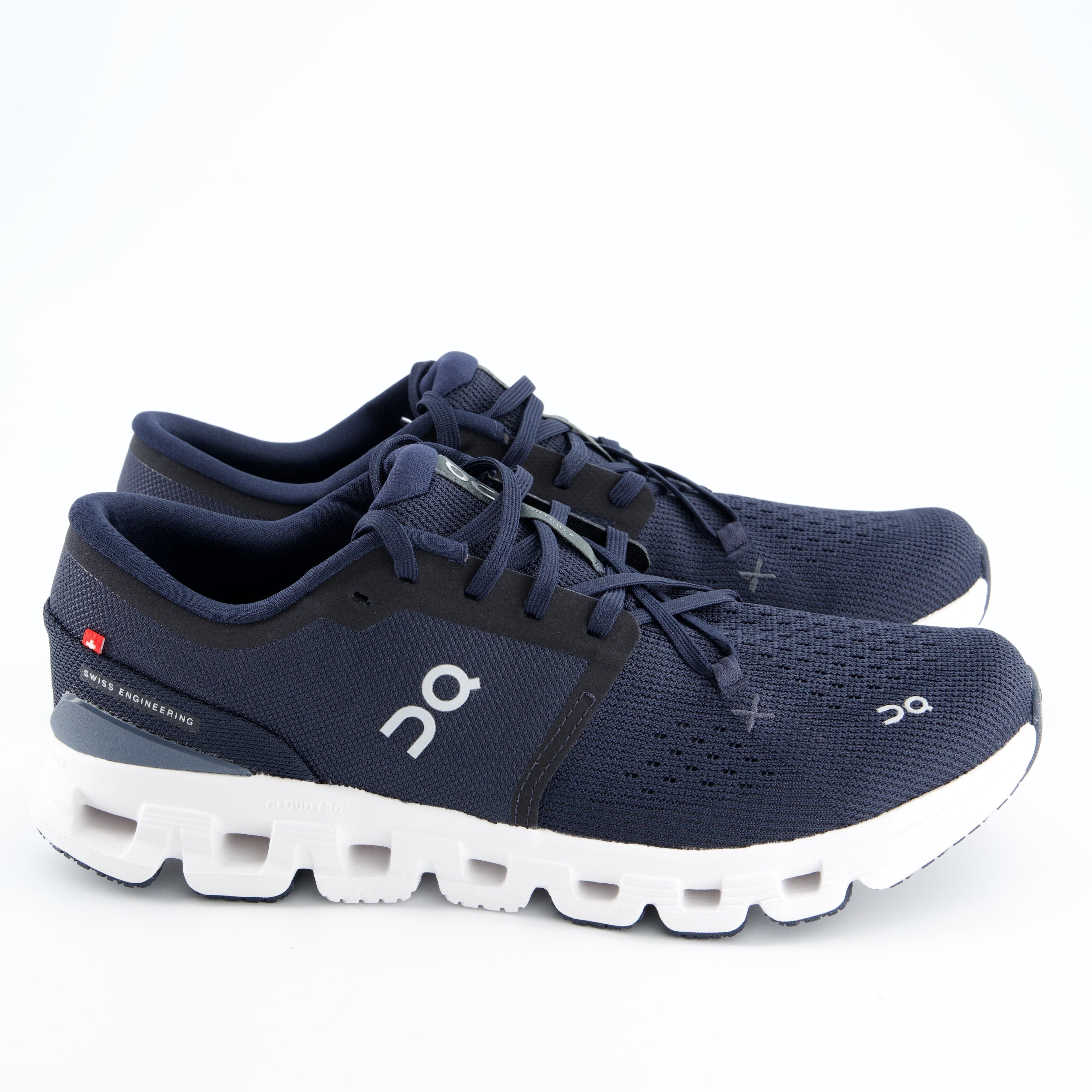 ON Herrenschuh - Laufschuhe Laufschuhe Cloud X 4