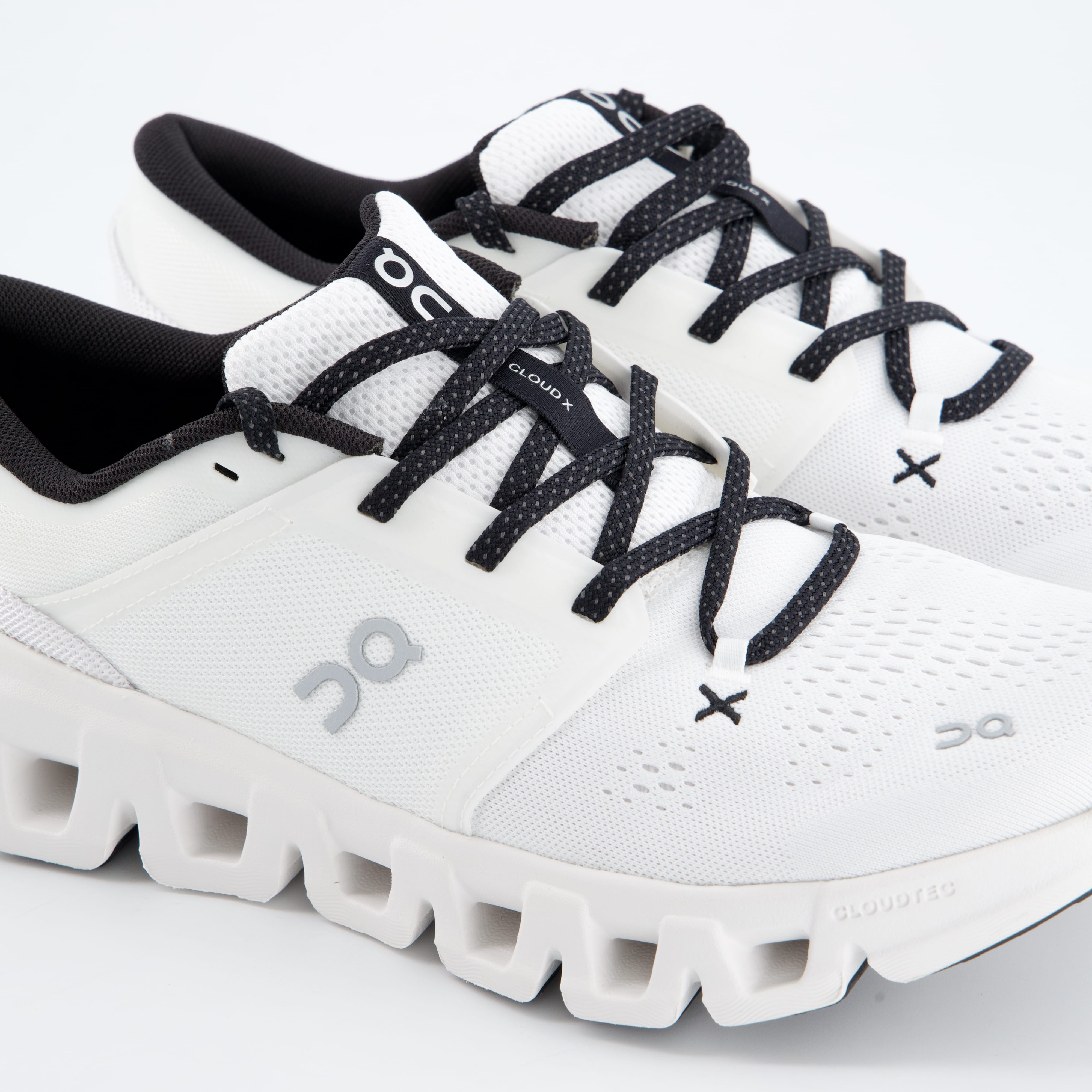 ON Herrenschuh - Laufschuhe Laufschuhe Cloud X 5