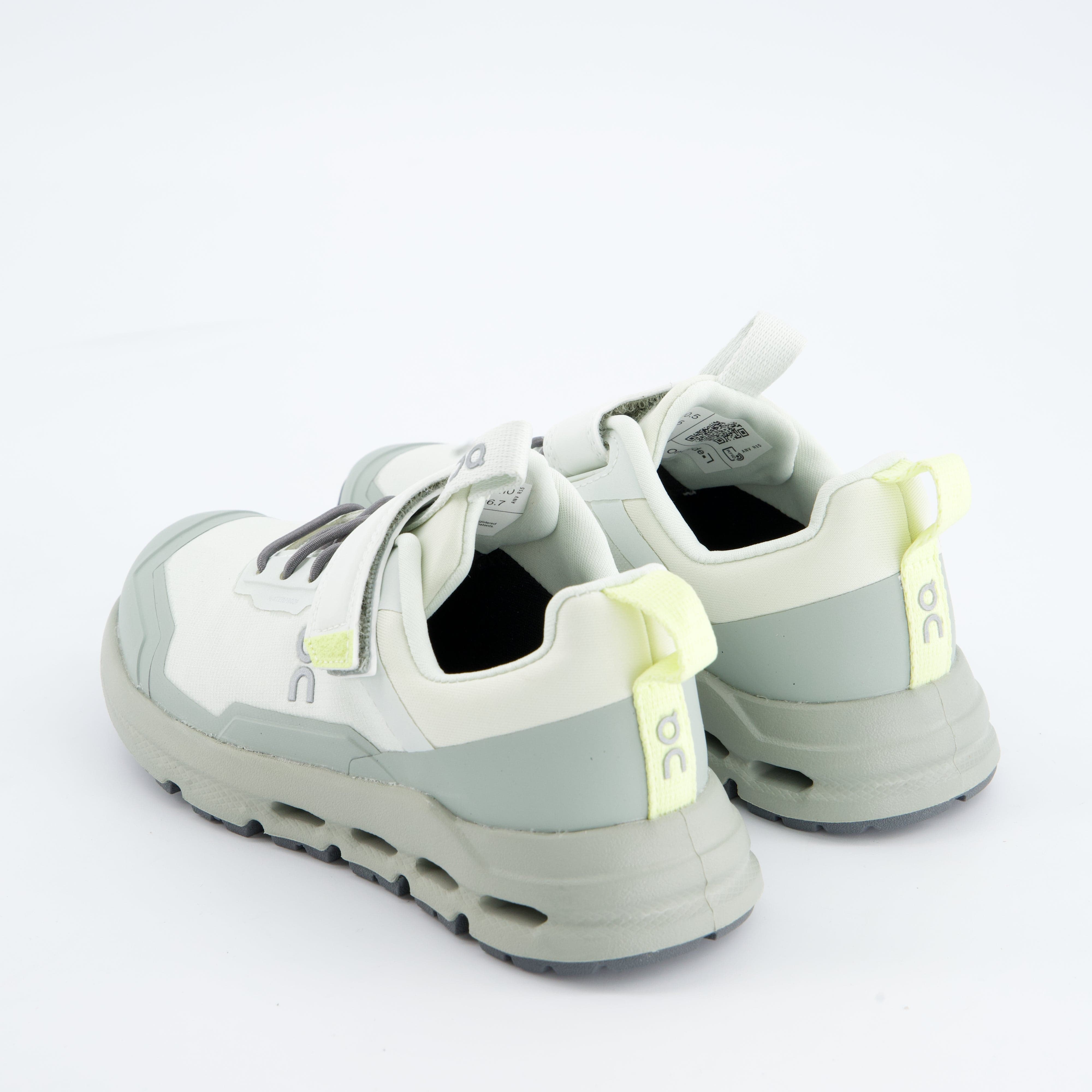 ON Mädchenschuhe - Sportschuh Sportschuh Cloudhero Waterproof