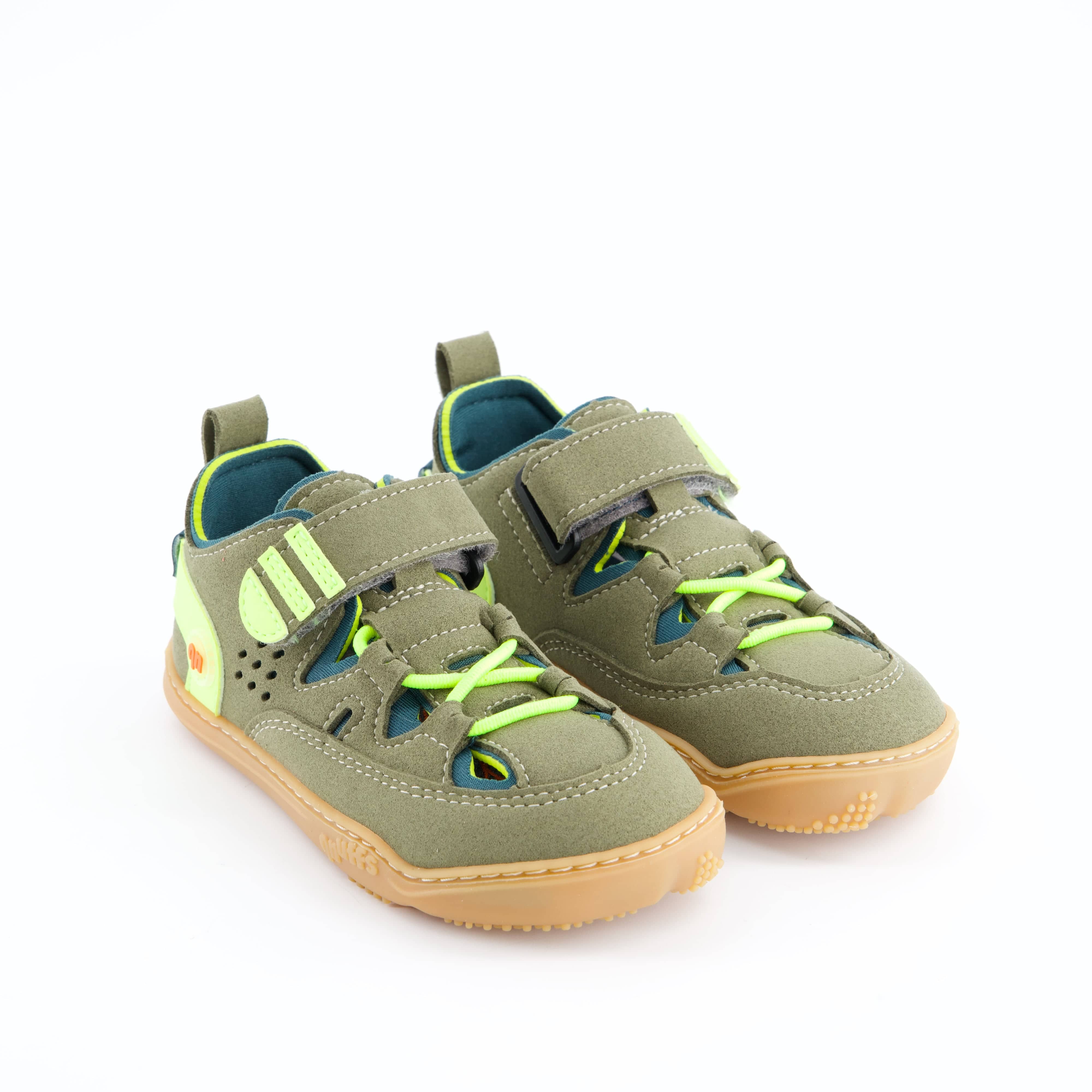 QNUFFS Burschenschuhe - Sandale Sandale LÄRCHE