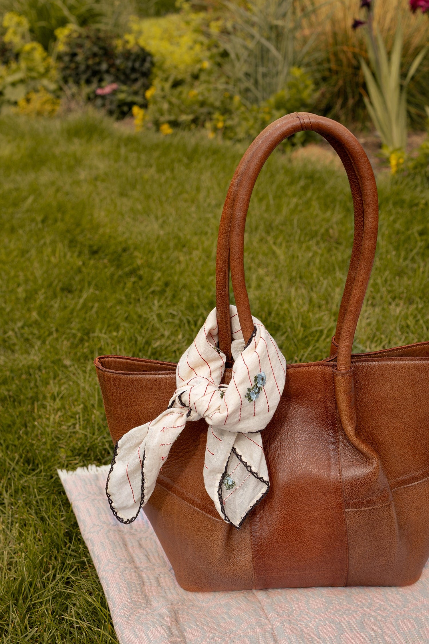 RE:DESIGNED Damenschuhe - Tasche Stk. Tasche Mane Small