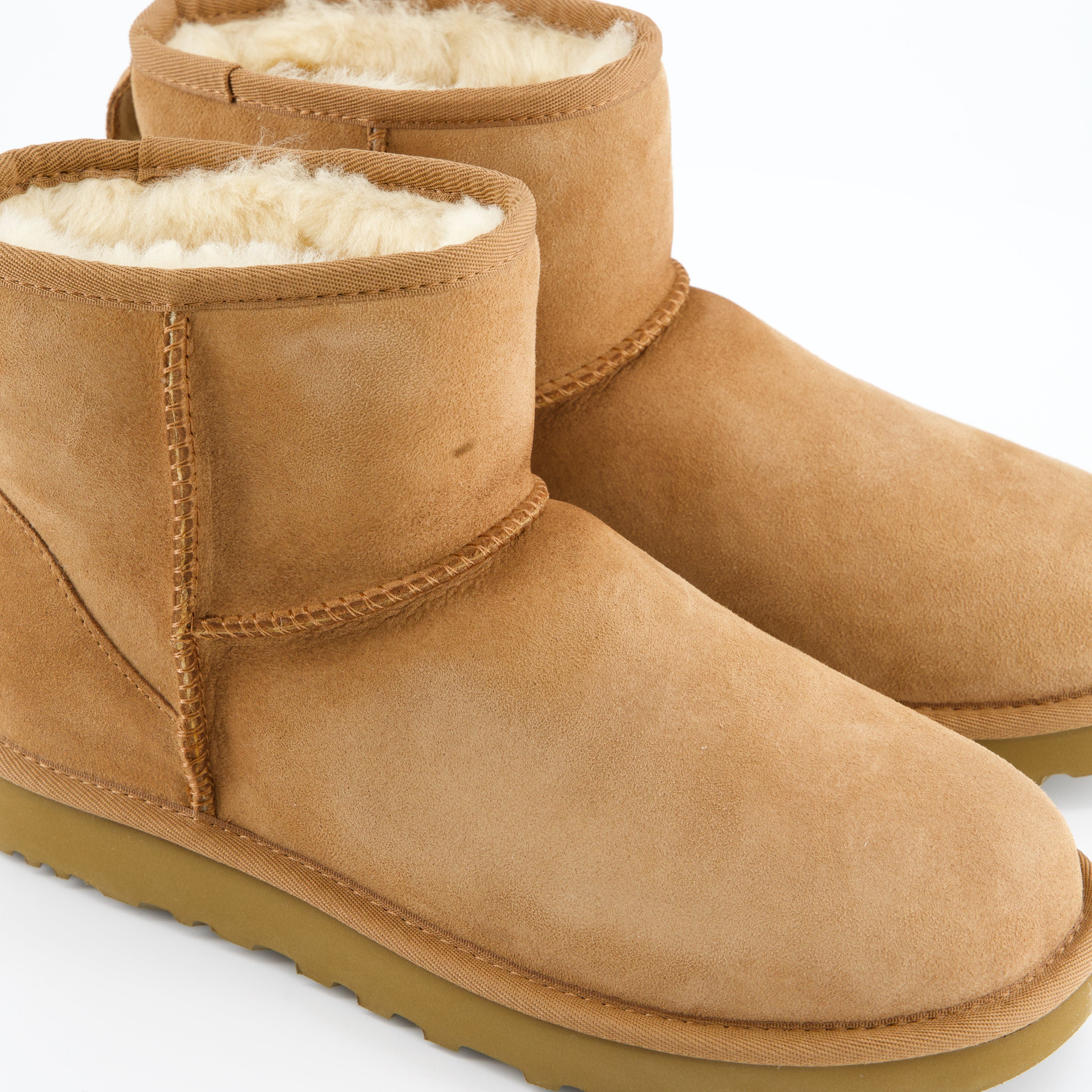 UGG Damenschuhe - Winterstiefel Winterstiefel Classic Mini II