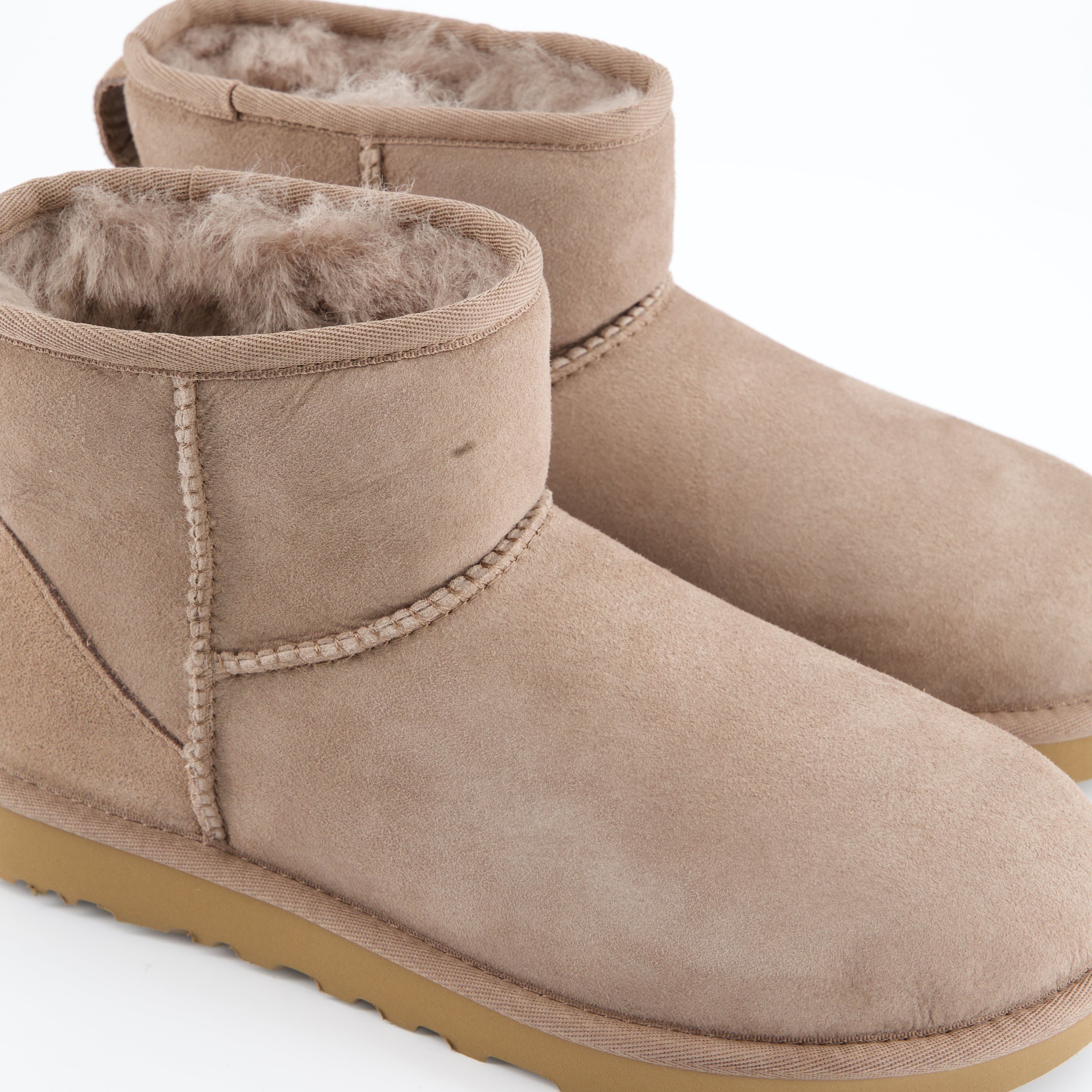 UGG Damenschuhe - Winterstiefel Winterstiefel Classic Mini II
