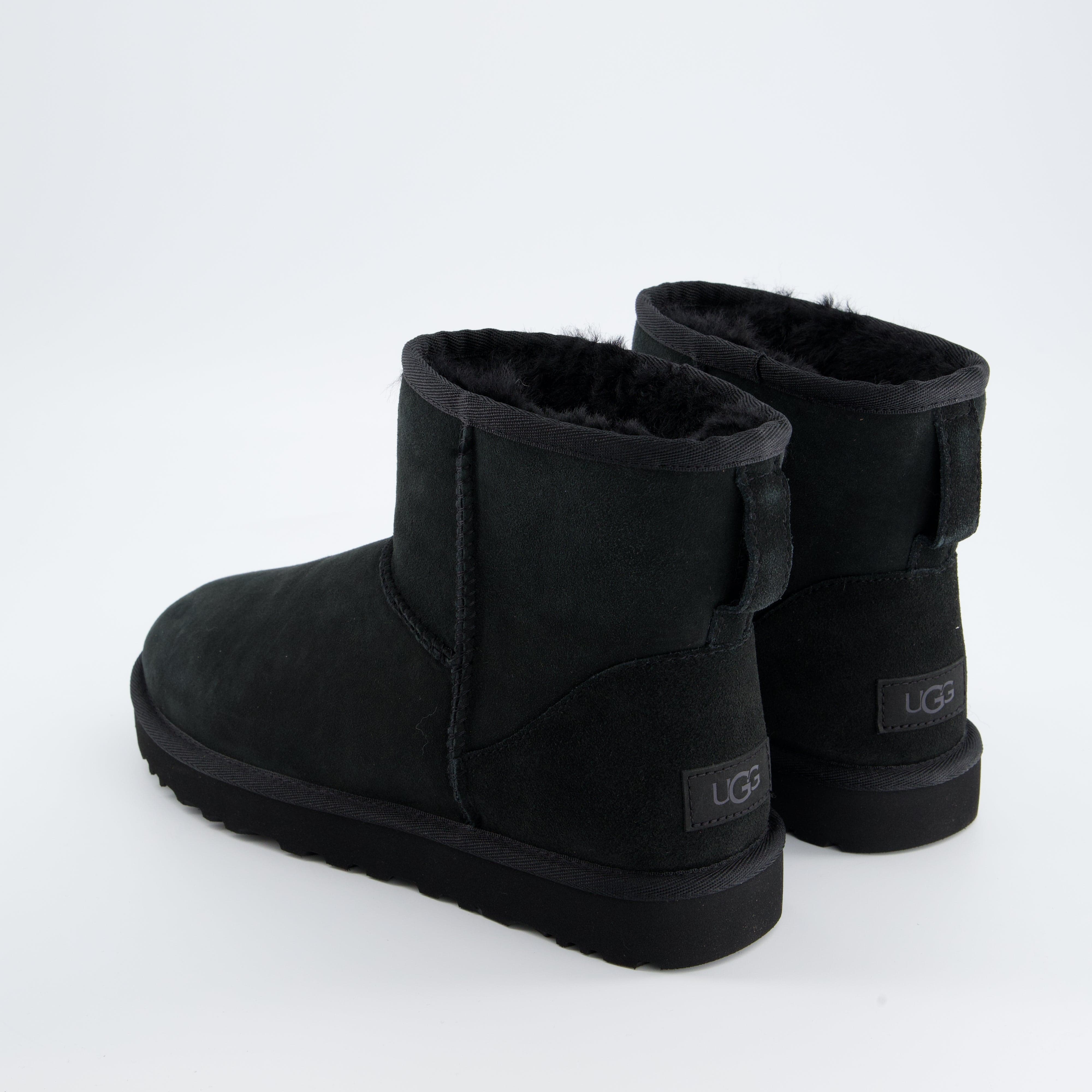 UGG Damenschuhe - Winterstiefel Winterstiefel Classic Mini II