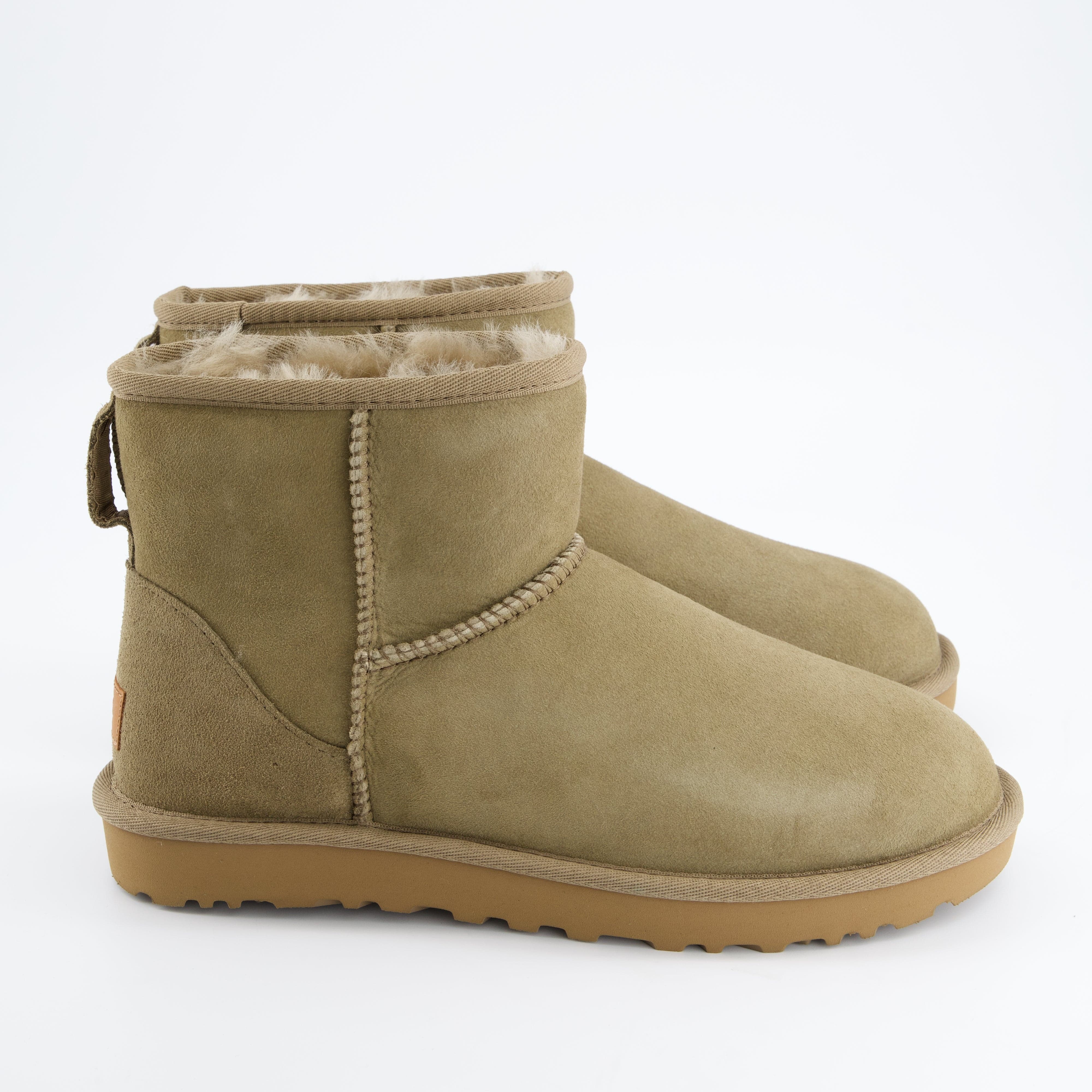 UGG Damenschuhe - Winterstiefel, Winterstiefel Classic Mini II