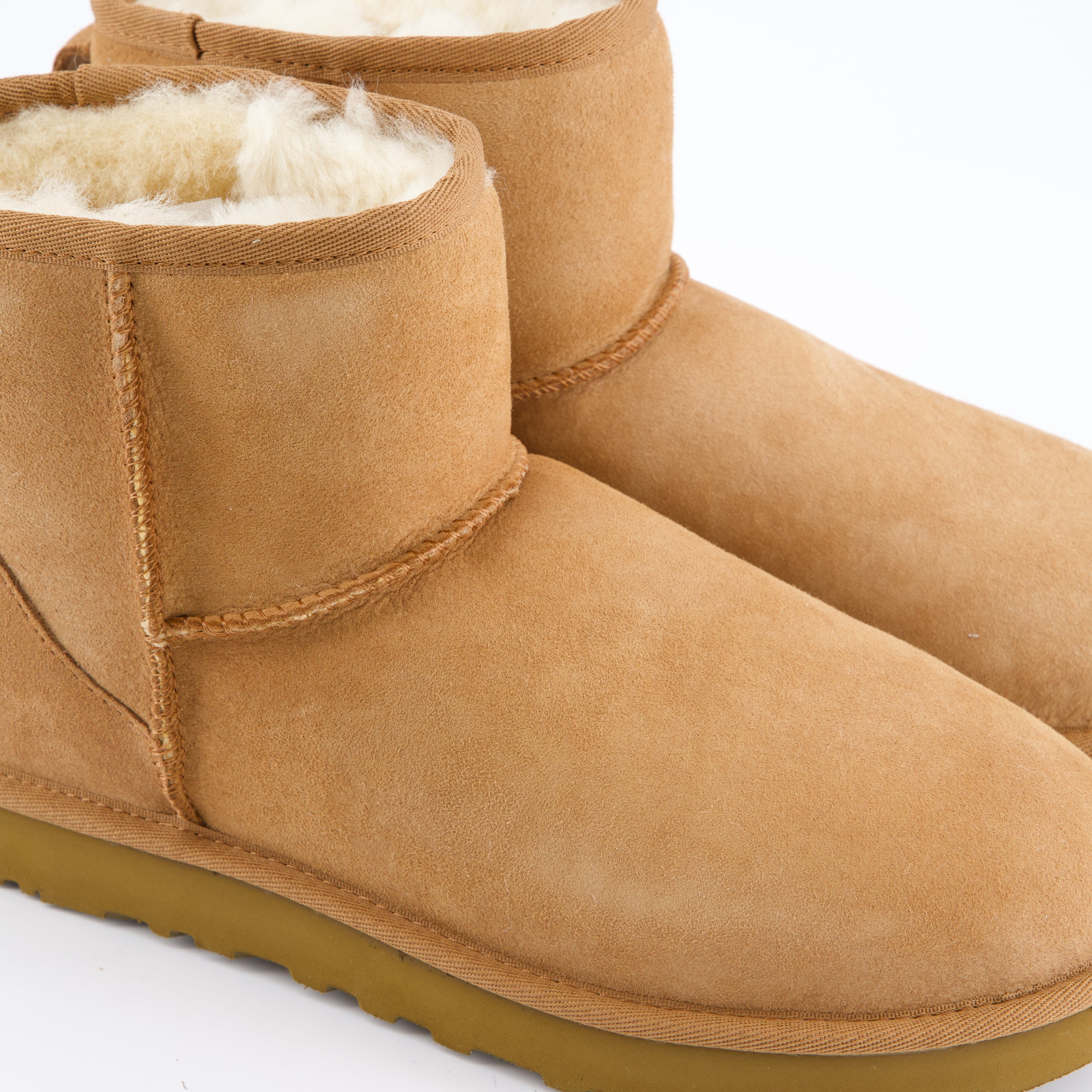 UGG Damenschuhe - Winterstiefel, Winterstiefel Classic Mini II