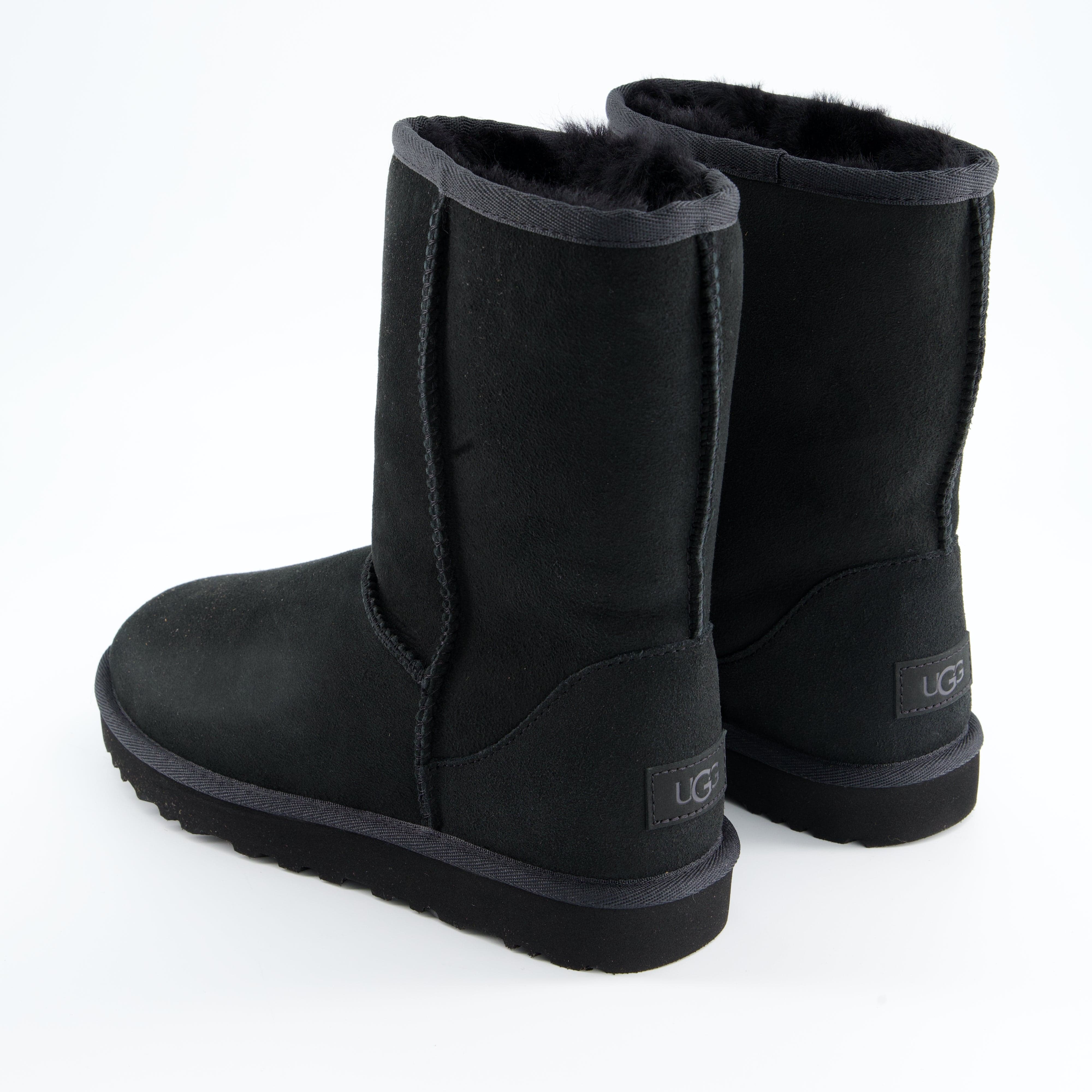 UGG Damenschuhe - Winterstiefel Winterstiefel Classic Short II
